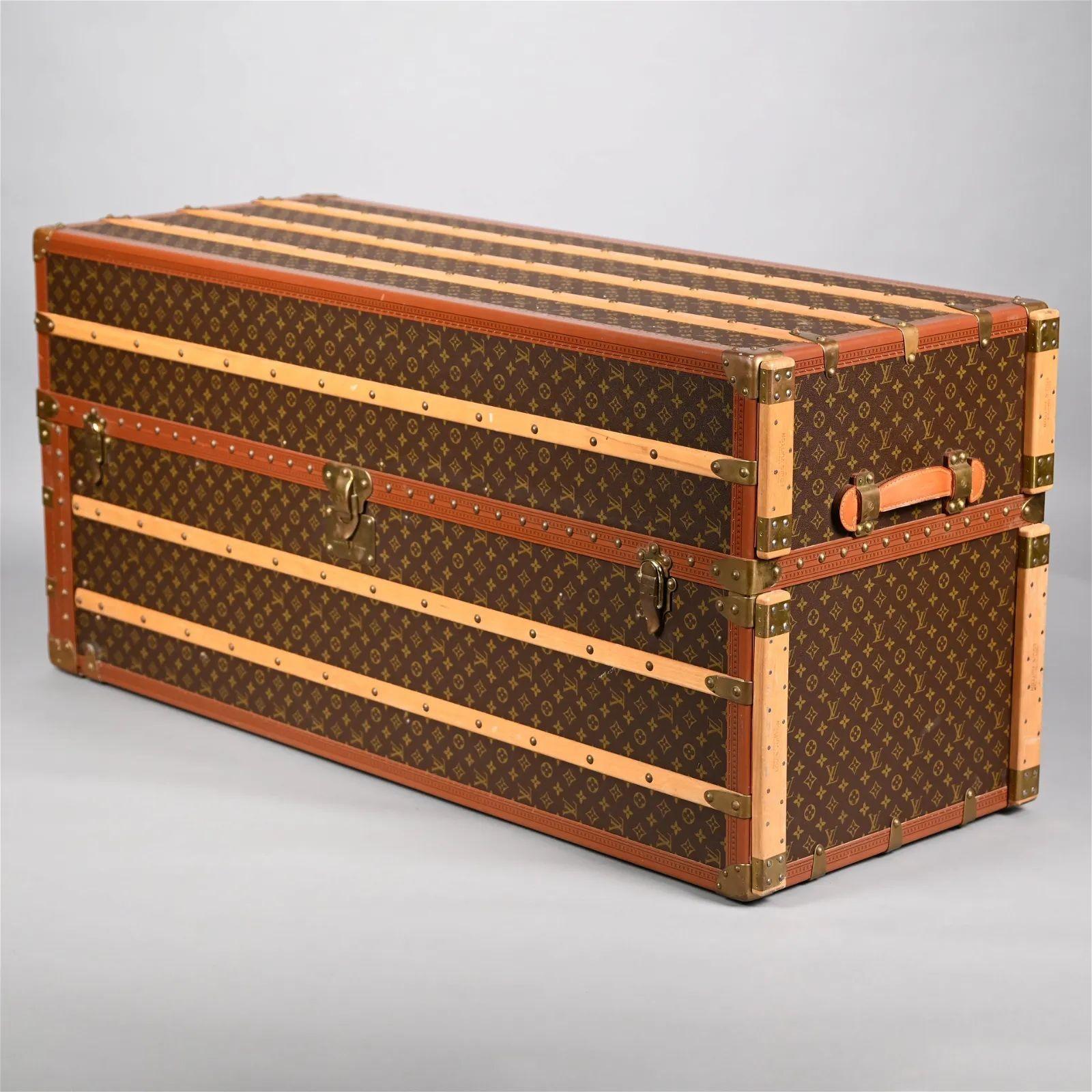 Grand malle à vapeur Louis Vuitton, toile monogrammée, cuir, commande spéciale Bon état - En vente à Manhasset, NY