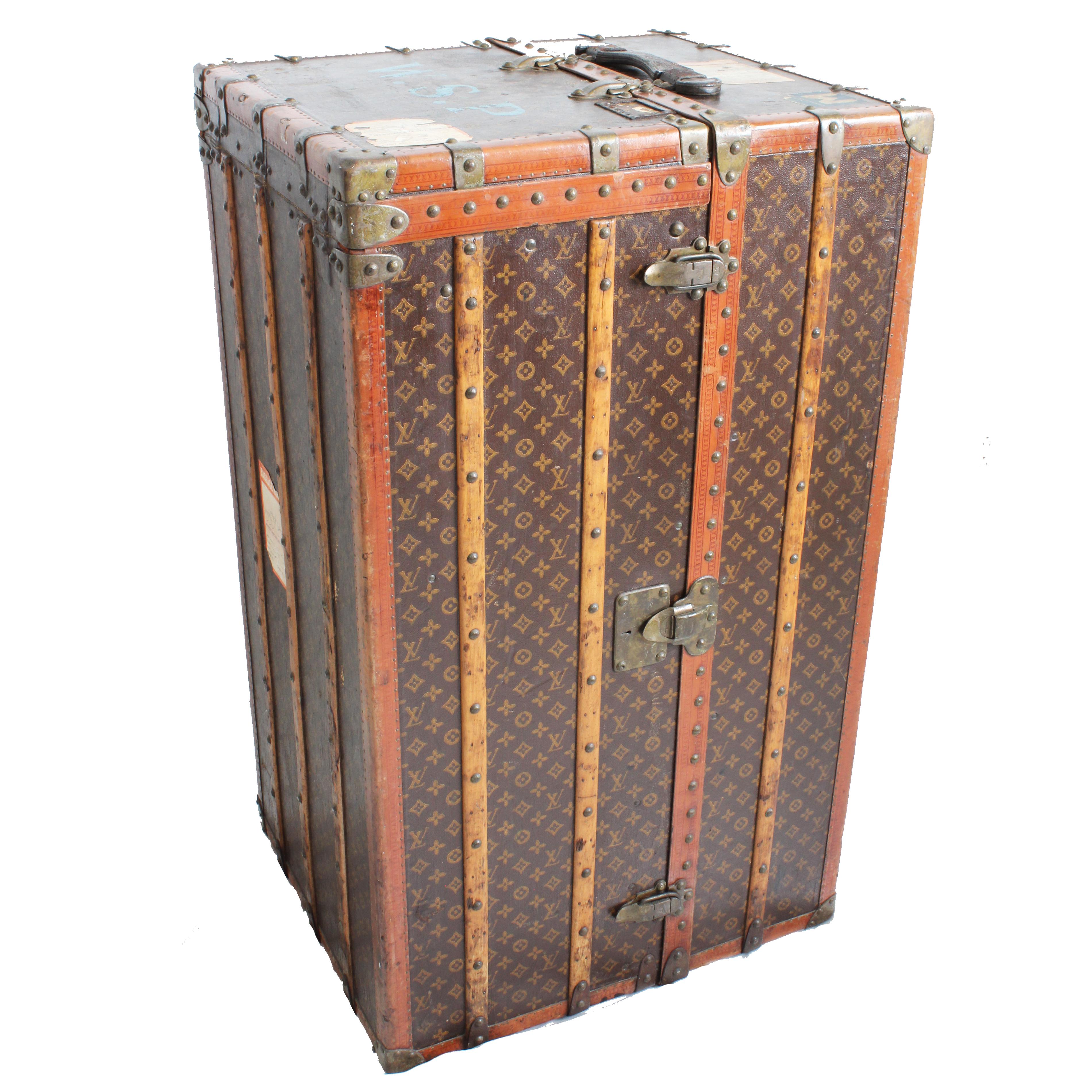 Women's or Men's Louis Vuitton Large Wardrobe Steamer Trunk Monogram Travel Case Early 20th C  For Sale