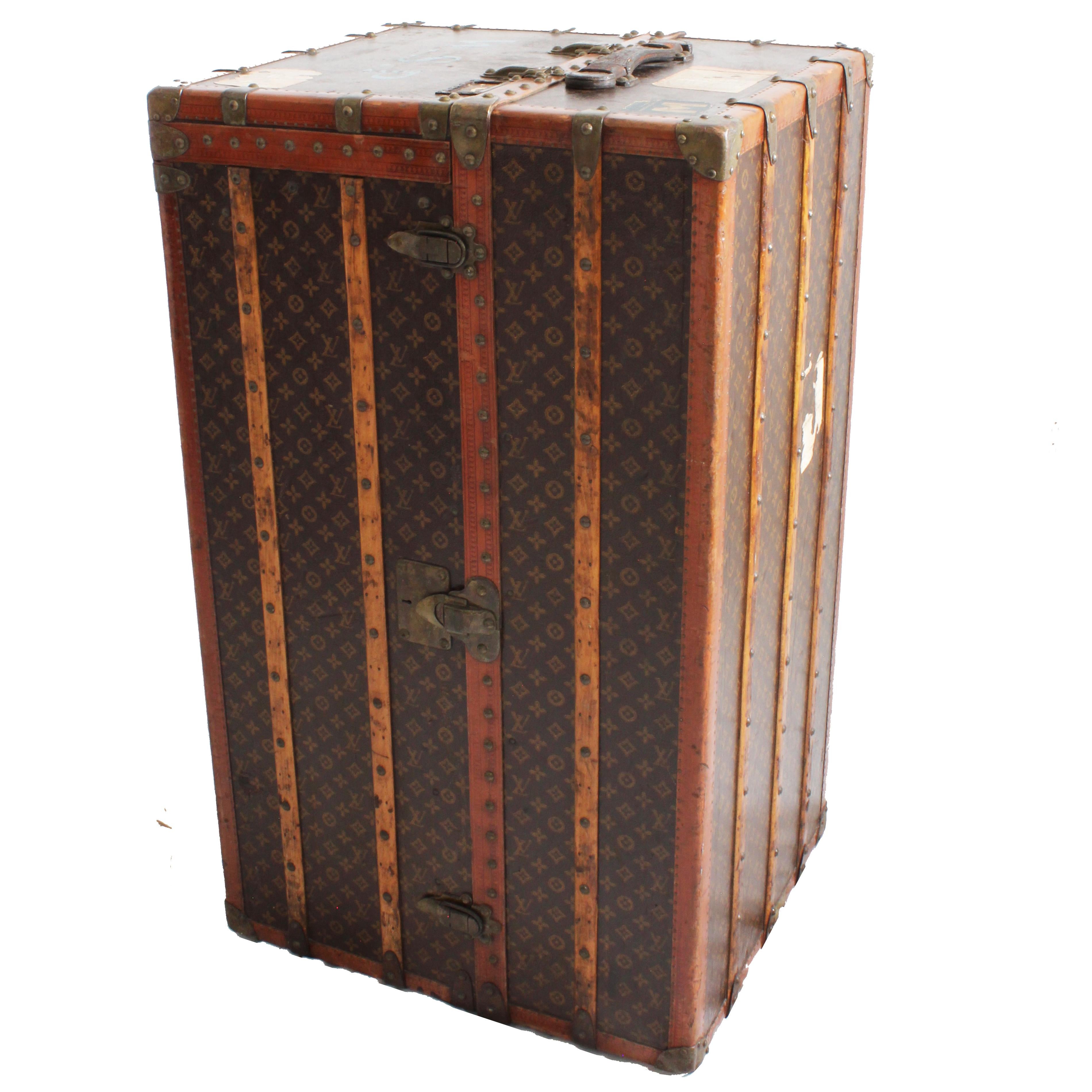 Louis Vuitton Large Wardrobe Steamer Trunk Monogram Travel Case Early 20th C  For Sale 2