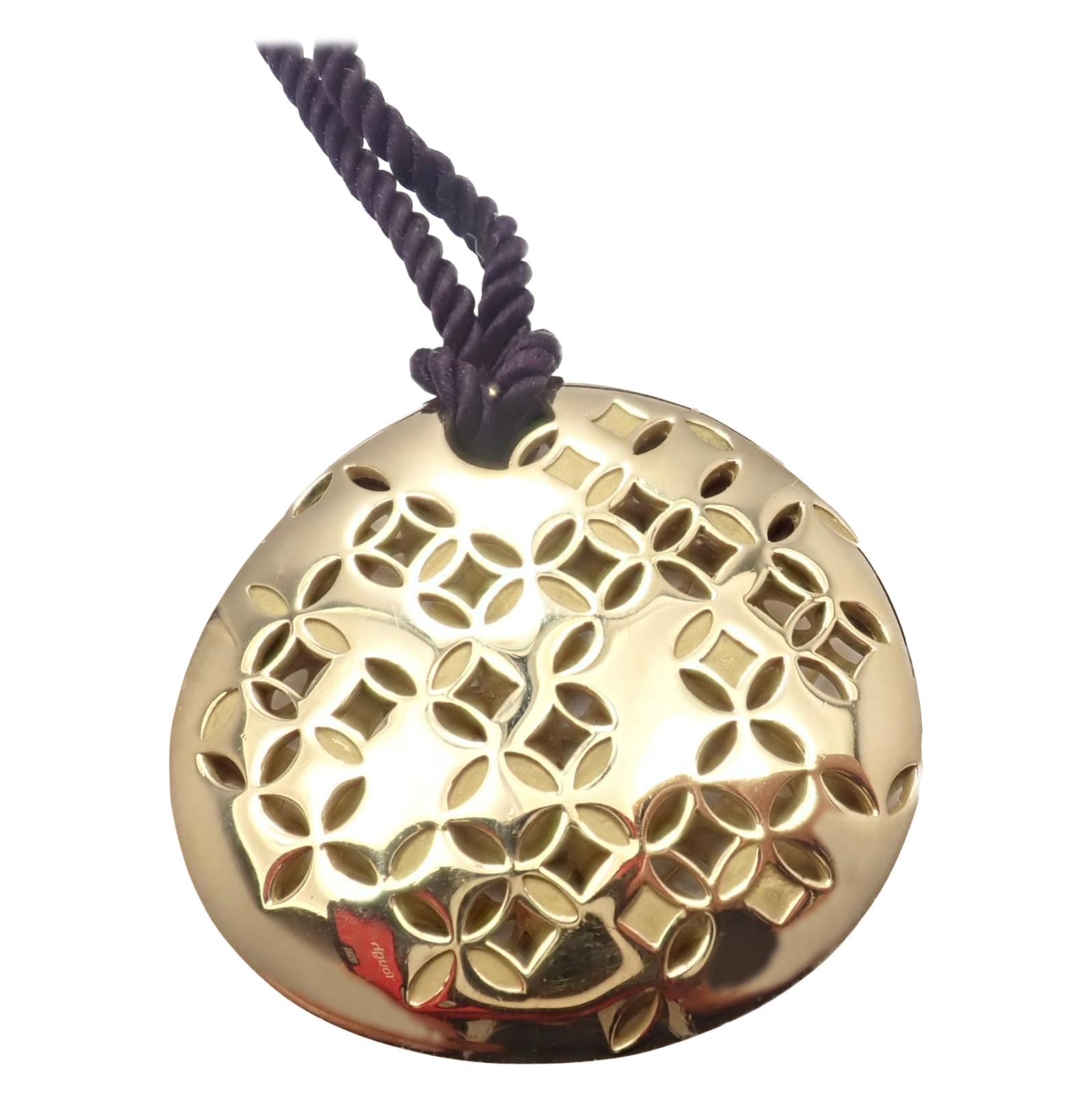 Louis Vuitton Large Yellow Gold Pendant Necklace For Sale