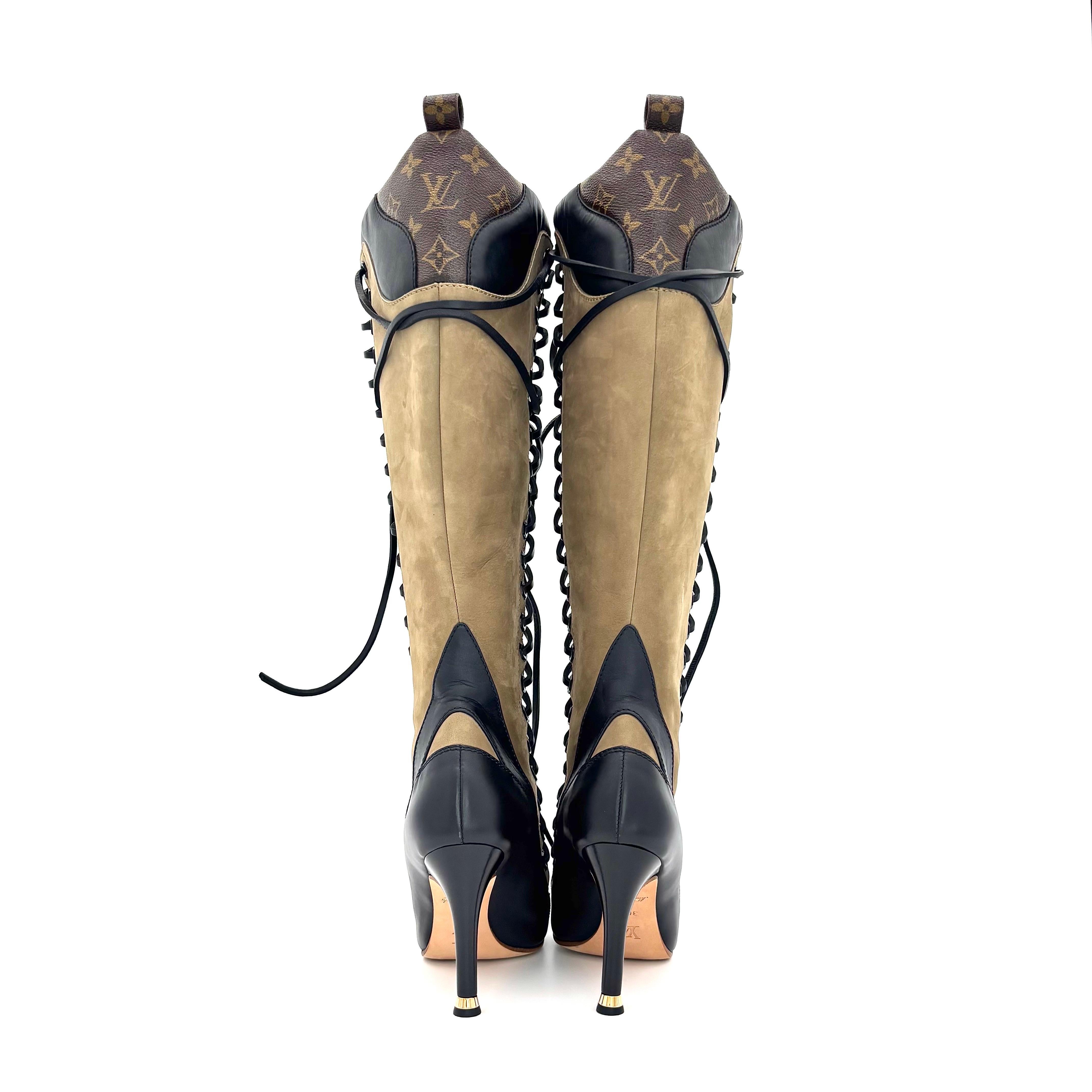 Marrone Louis Vuitton Laureate High Boots LV Monogram Laceup Knee High Combat Boots 36.5 in vendita
