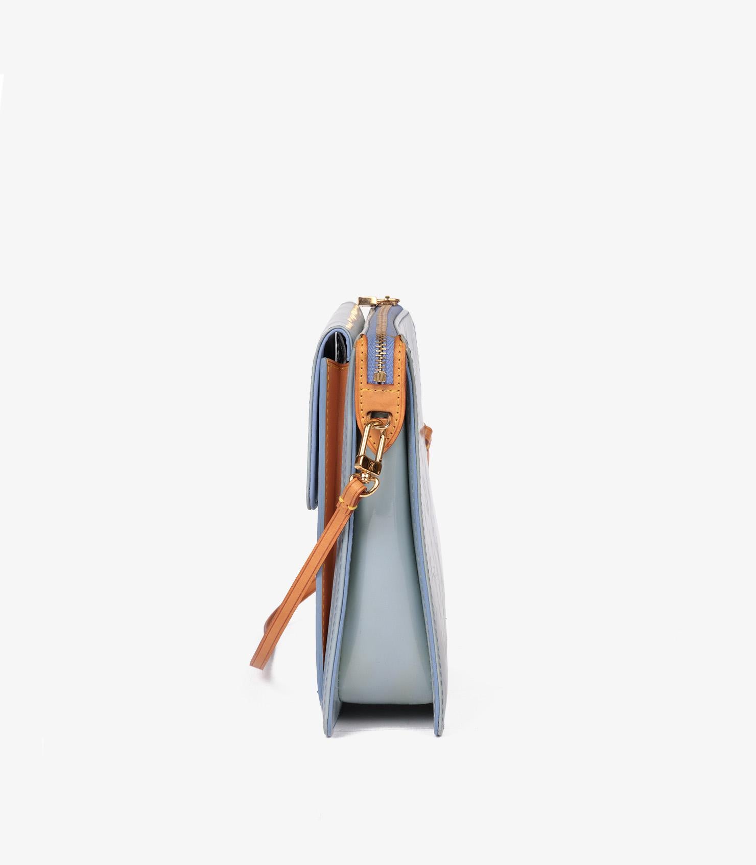 Femenino o masculino Louis Vuitton Lavander Monogram Vernis Leather Motto Pouch en venta