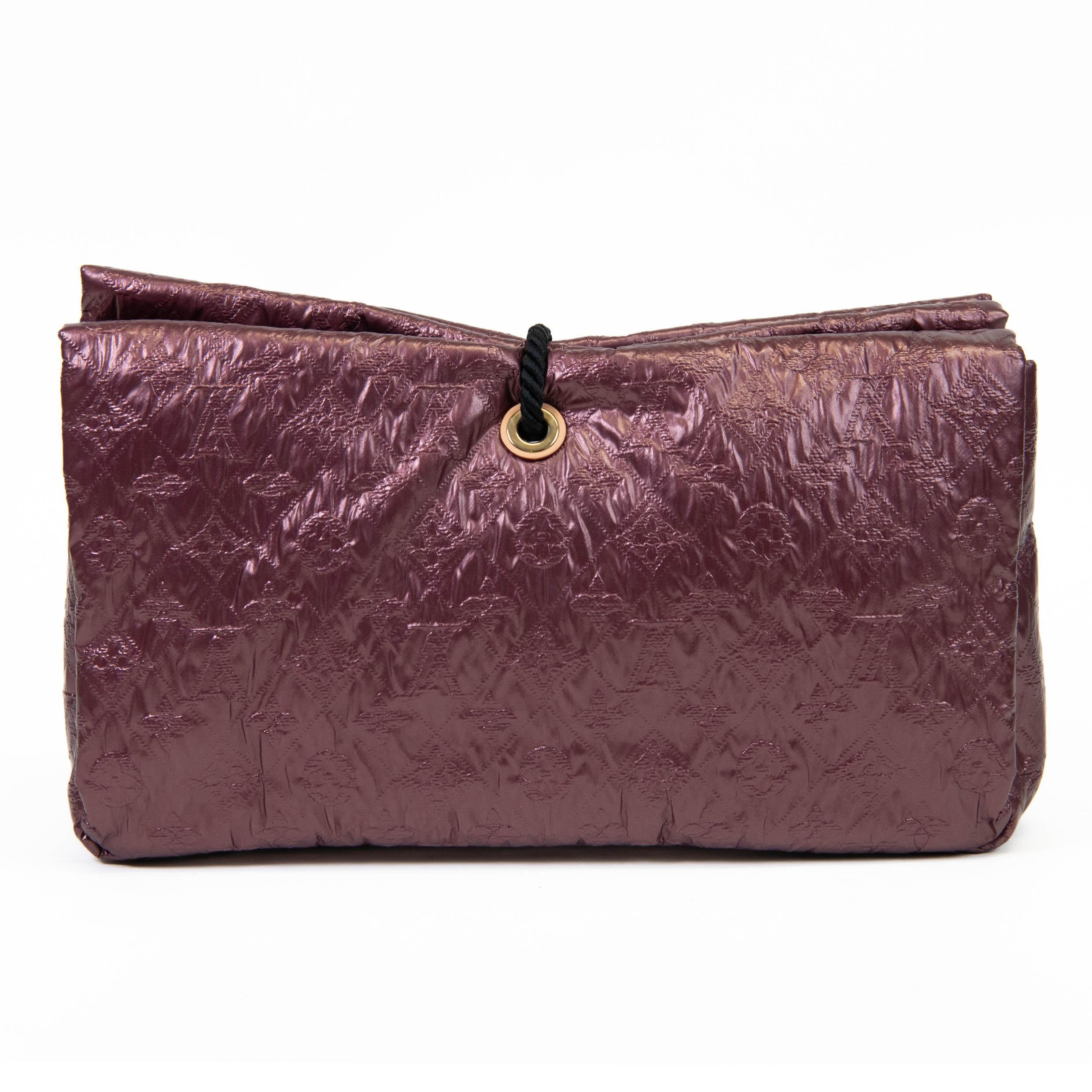 Afrikanische Königin-Clutch aus gestepptem Jacquard in Lavendel mit Monogramm aus Limelight von Louis Vuitton (Braun)
