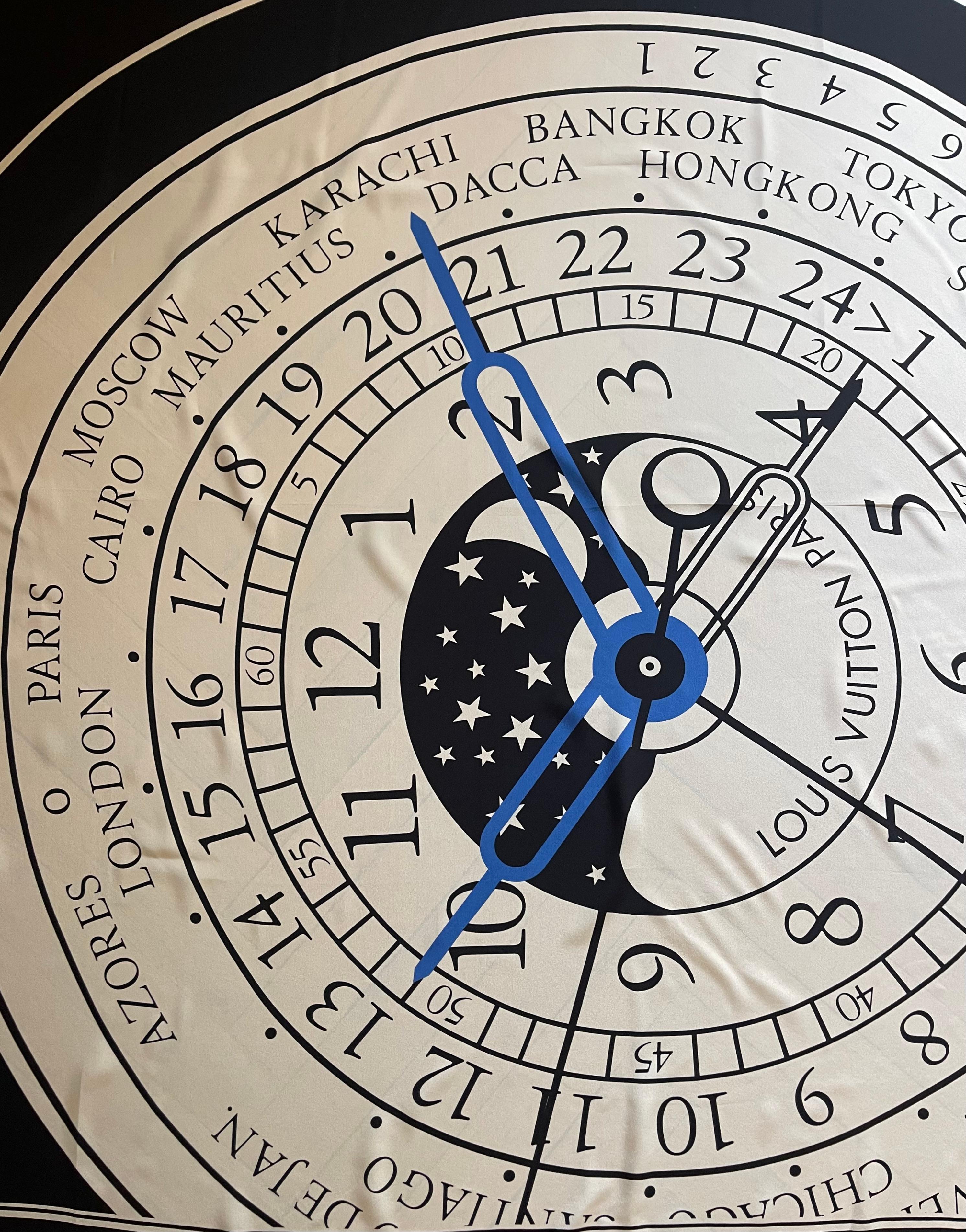 Sciarpa in seta con orologio 