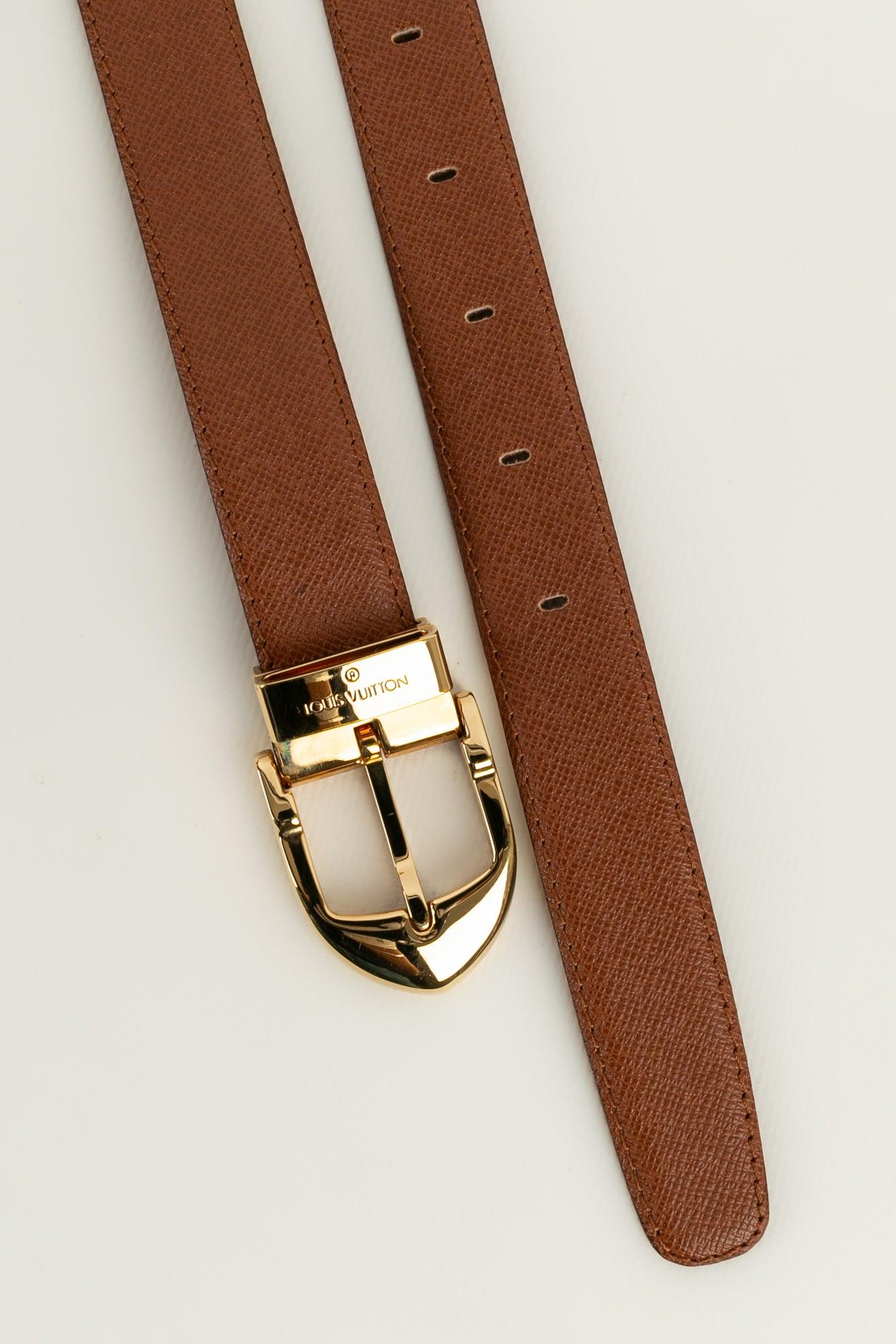 Louis Vuitton Leather and Gold-plated Metal Belt In Excellent Condition For Sale In SAINT-OUEN-SUR-SEINE, FR