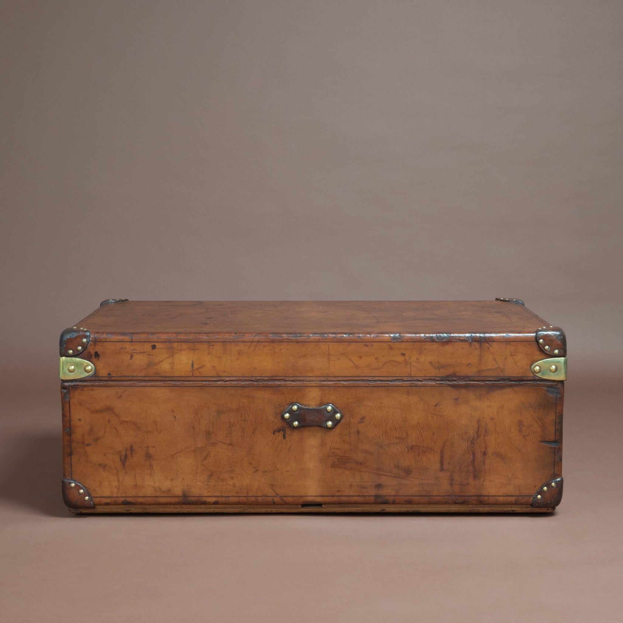 Francese Baule da cabina in pelle Louis Vuitton, 1930 circa in vendita