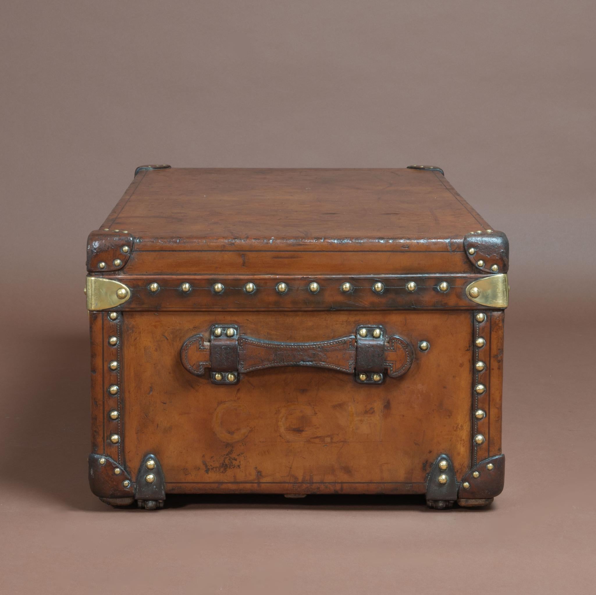 Baule da cabina in pelle Louis Vuitton, 1930 circa in vendita 1