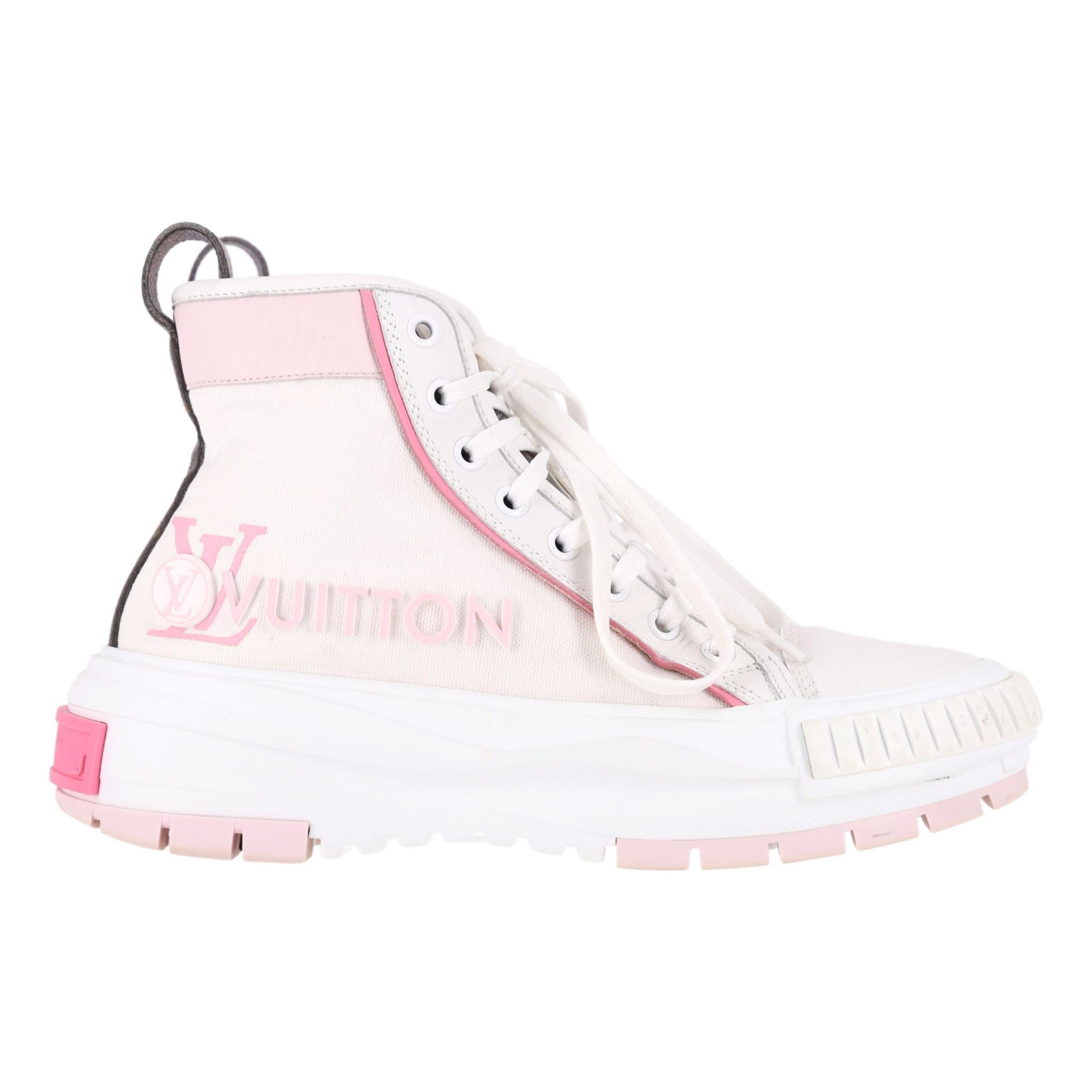 Louis Vuitton Leather & Canvas Monogram LV Squad High-Top Sneakers In Good Condition In London, GB