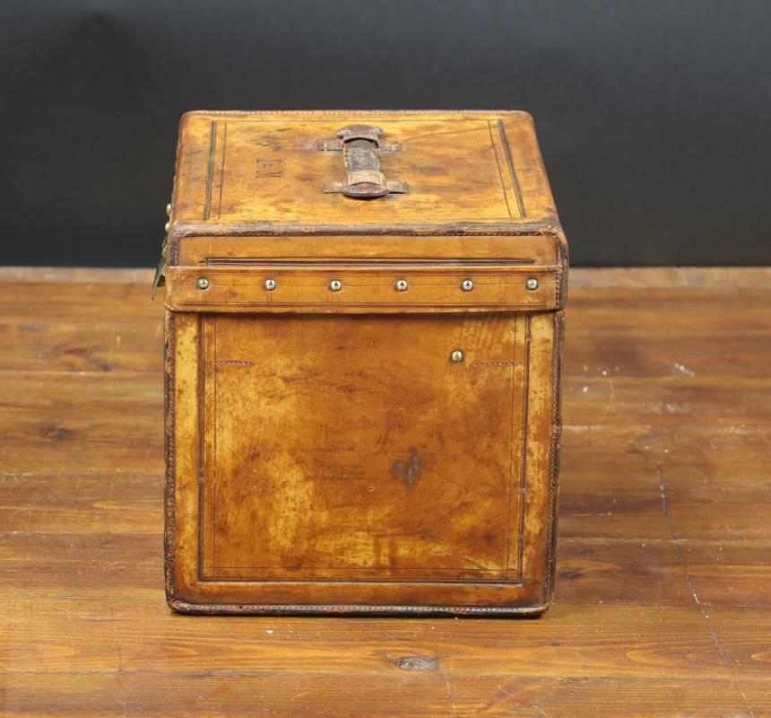 Brass Louis Vuitton Leather Hat Trunk, 1910s For Sale