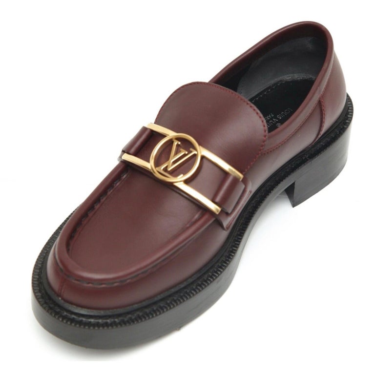 Academy leather flats Louis Vuitton Burgundy size 36 EU in Leather -  35103754