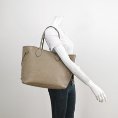 Louis Vuitton Leather Neverfull MM Tote Medium Grey