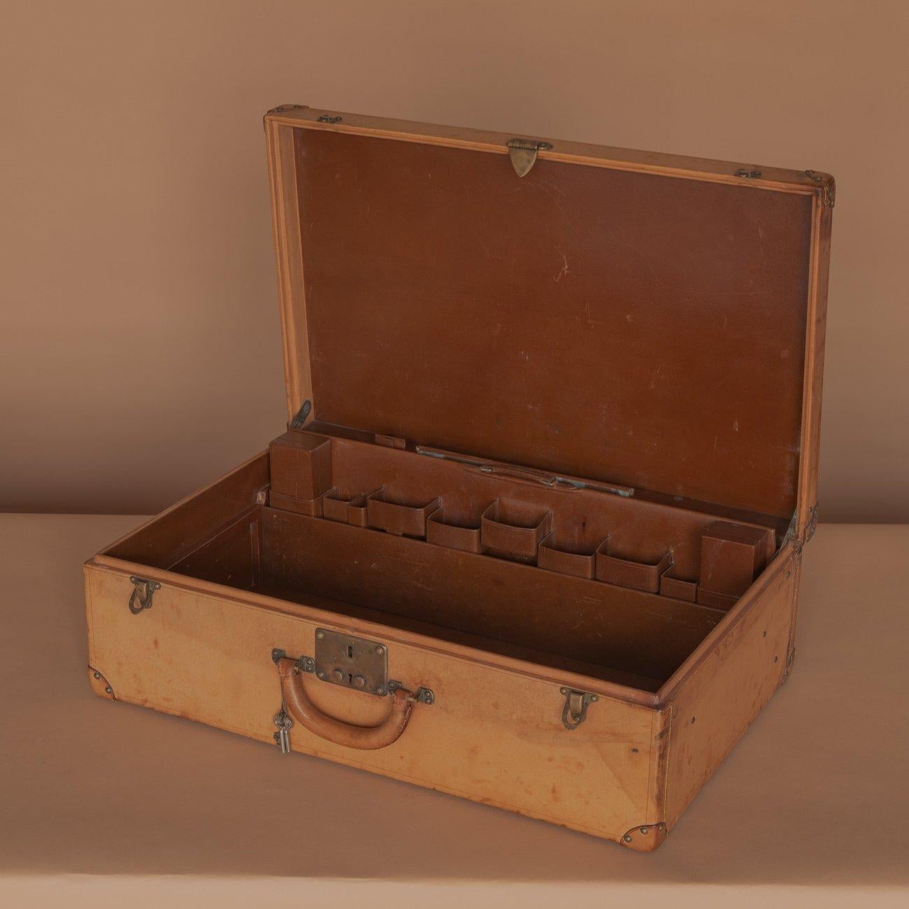 Louis Vuitton Leather Suitcase, circa 1935 For Sale 5
