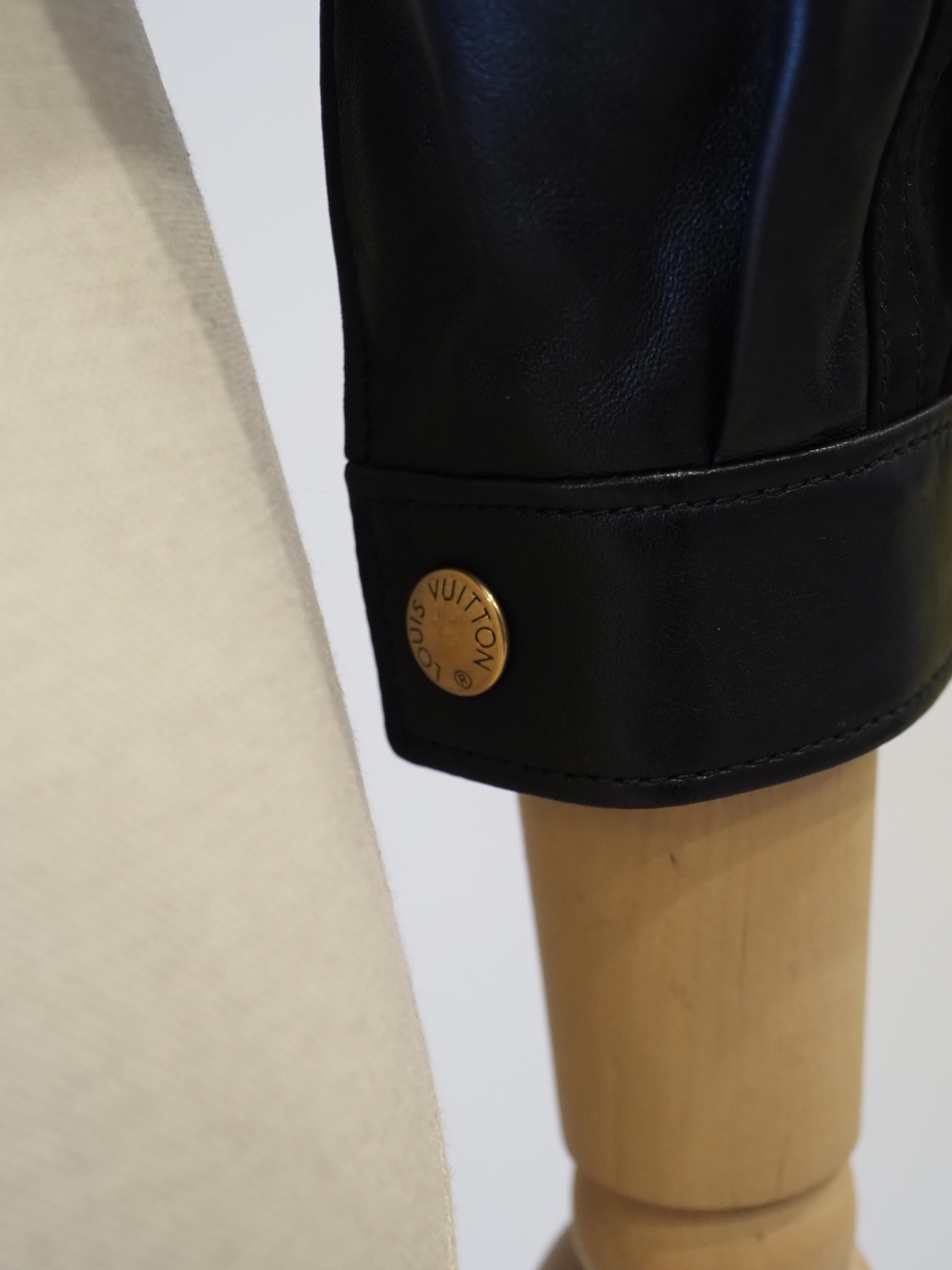 Louis Vuitton Lederjacke aus Samt im Angebot 9