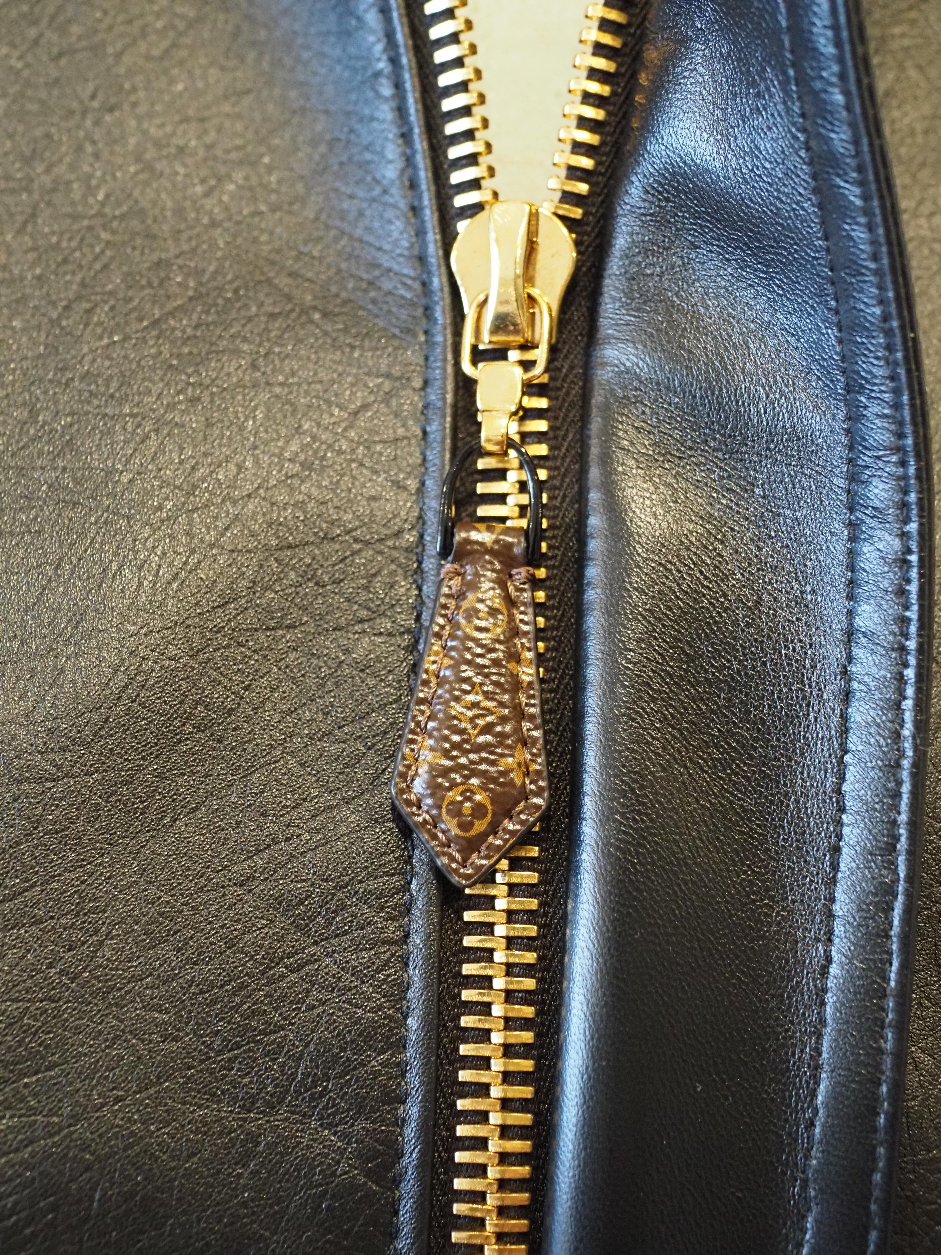 Louis Vuitton Lederjacke aus Samt im Angebot 11
