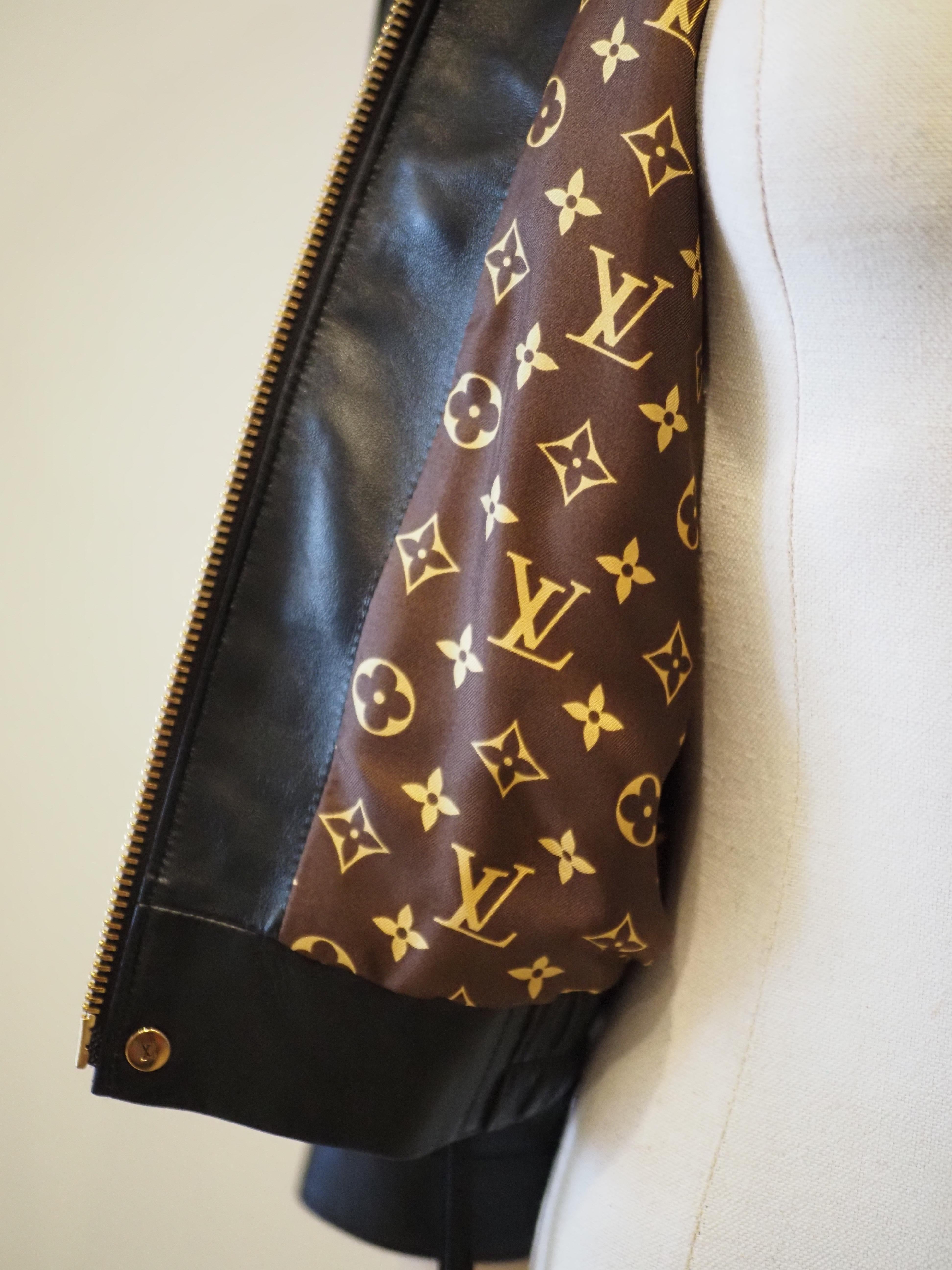 Louis Vuitton Lederjacke aus Samt im Angebot 12