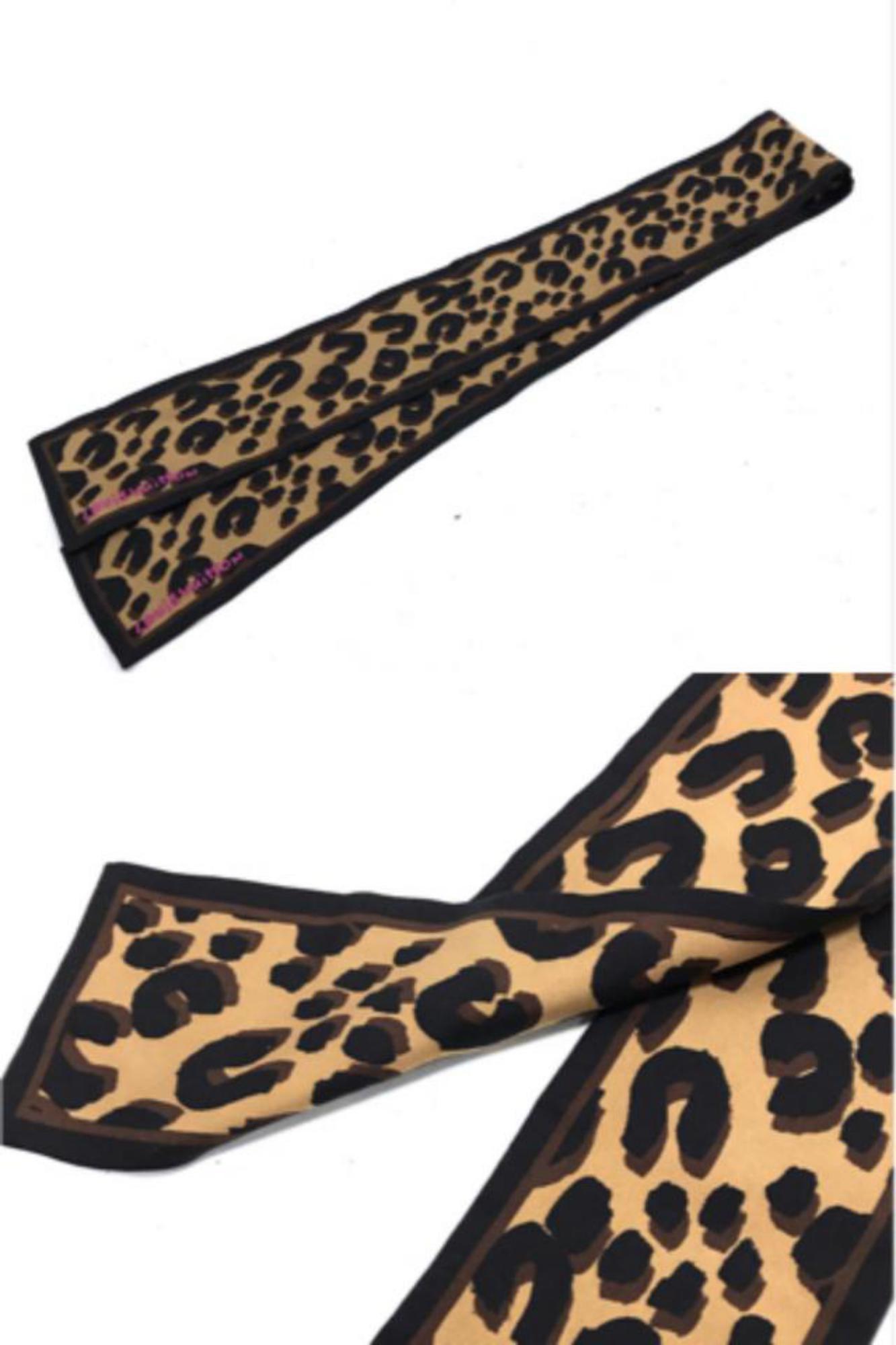Louis Vuitton Monogram Cheetah 3d Leopard Bandeau Scarf Silk 3LV0413C For  Sale at 1stDibs