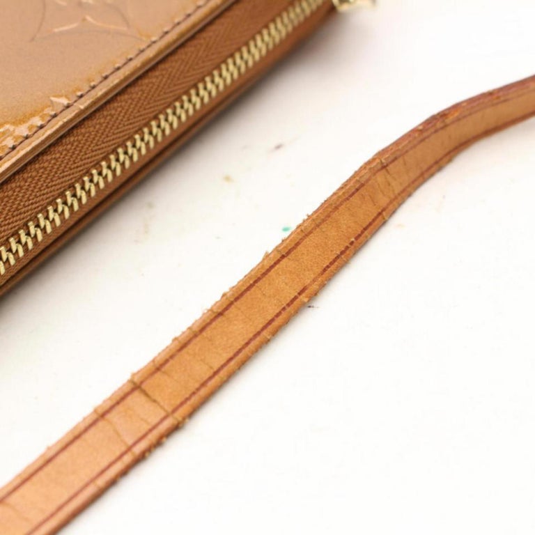 Louis Vuitton Brown Vernis Lexington Pochette Beige Leather Patent