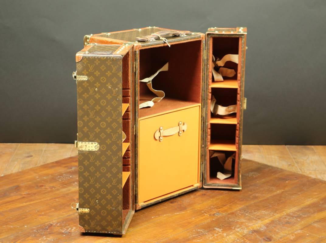 Louis Vuitton Library Trunk, circa 1930s In Excellent Condition In Haguenau, FR