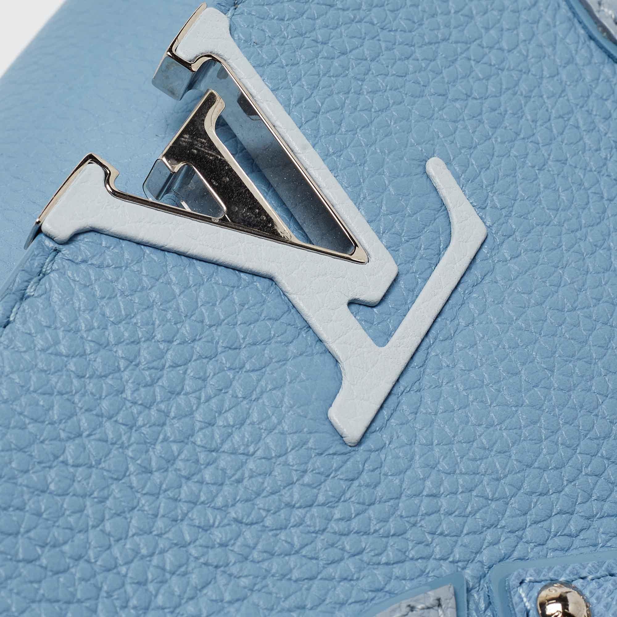 Louis Vuitton Bolso BB Capucines Mecánico Flor Piel Azul Claro en venta 9