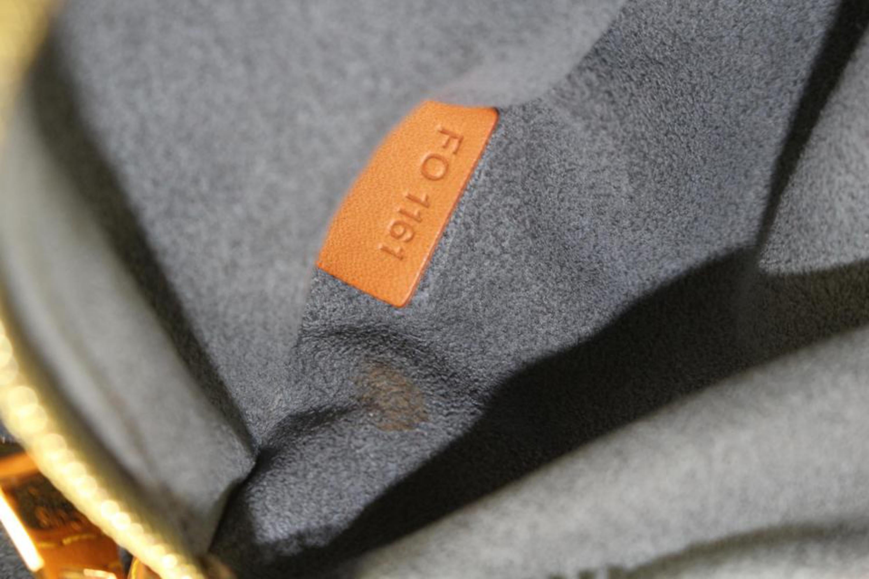 Louis Vuitton - Denim bleu clair à monogrammes  Sac hobo GM Daily 27lk53s en vente 3