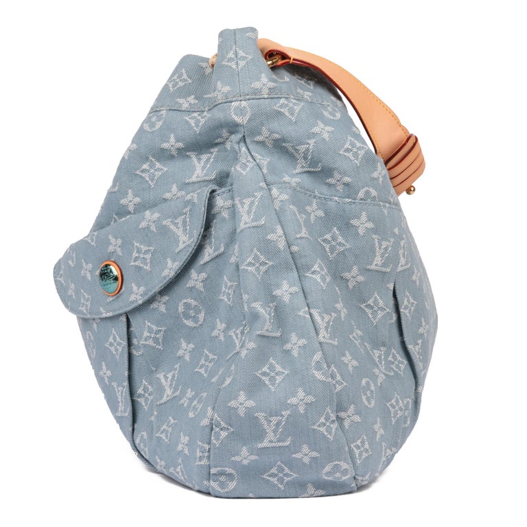 LOUIS VUITTON Light Blue Monogram Denim and Vachetta Leather Daily GM For  Sale at 1stDibs
