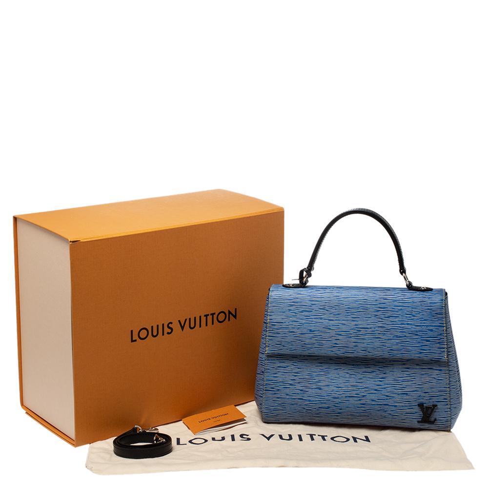 Louis Vuitton Light Denim Epi Leather Cluny MM Bag 4