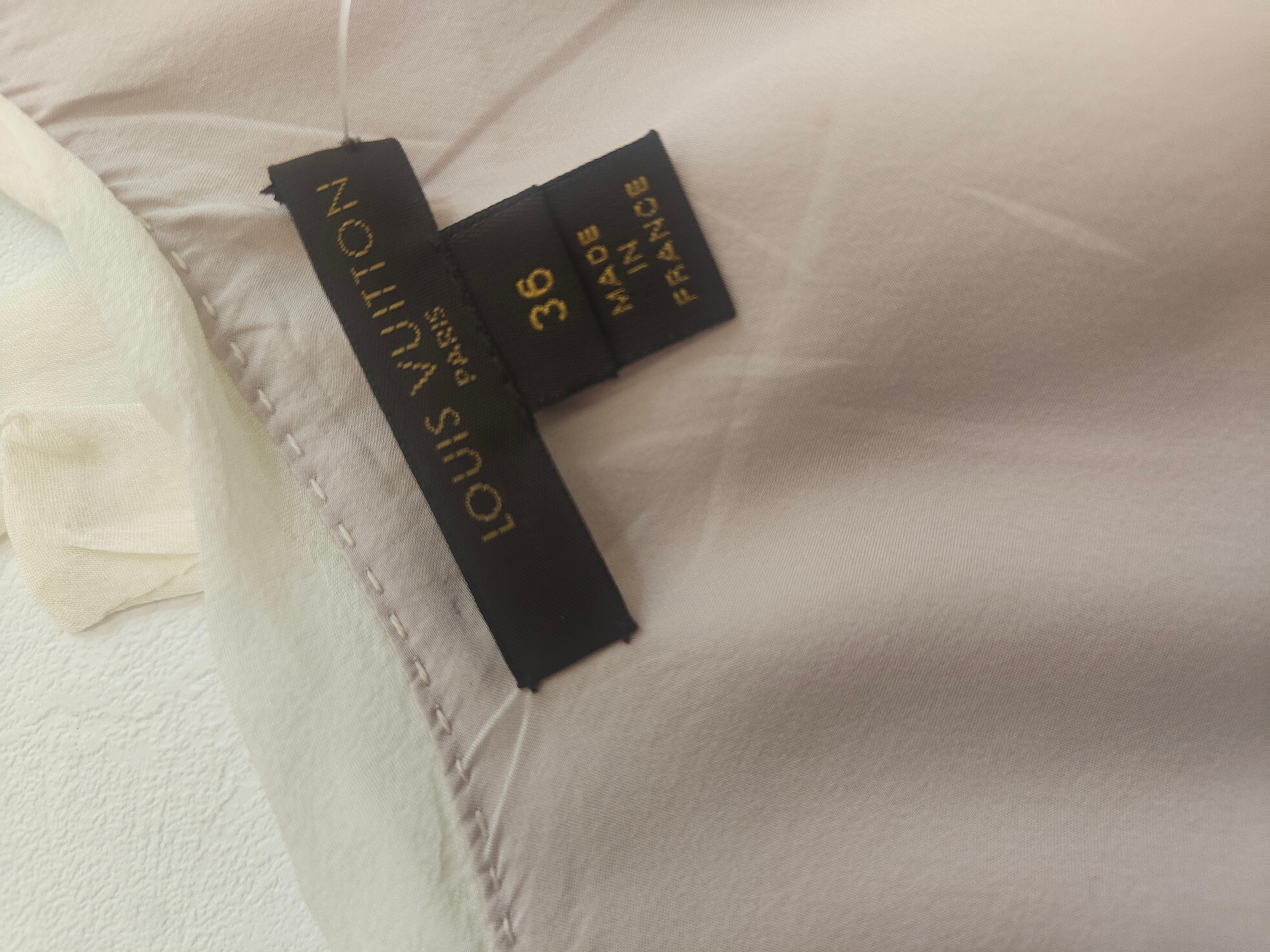 Louis Vuitton - Haut en soie rose clair et beige  Excellent état - En vente à Capri, IT