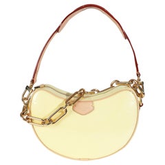 Louis Vuitton Hellgelb Monogram Vernis Croissant NM