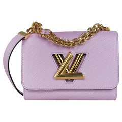 Louis Vuitton Fliederfarbene Umhängetasche aus Leder mit umwandelbarer Kette Epi Twist PM