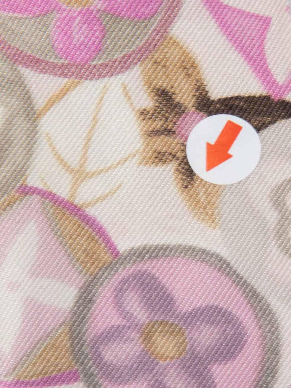 Fliederfarbener Seiden-Monogramm-Twilly von Louis Vuitton Damen im Angebot