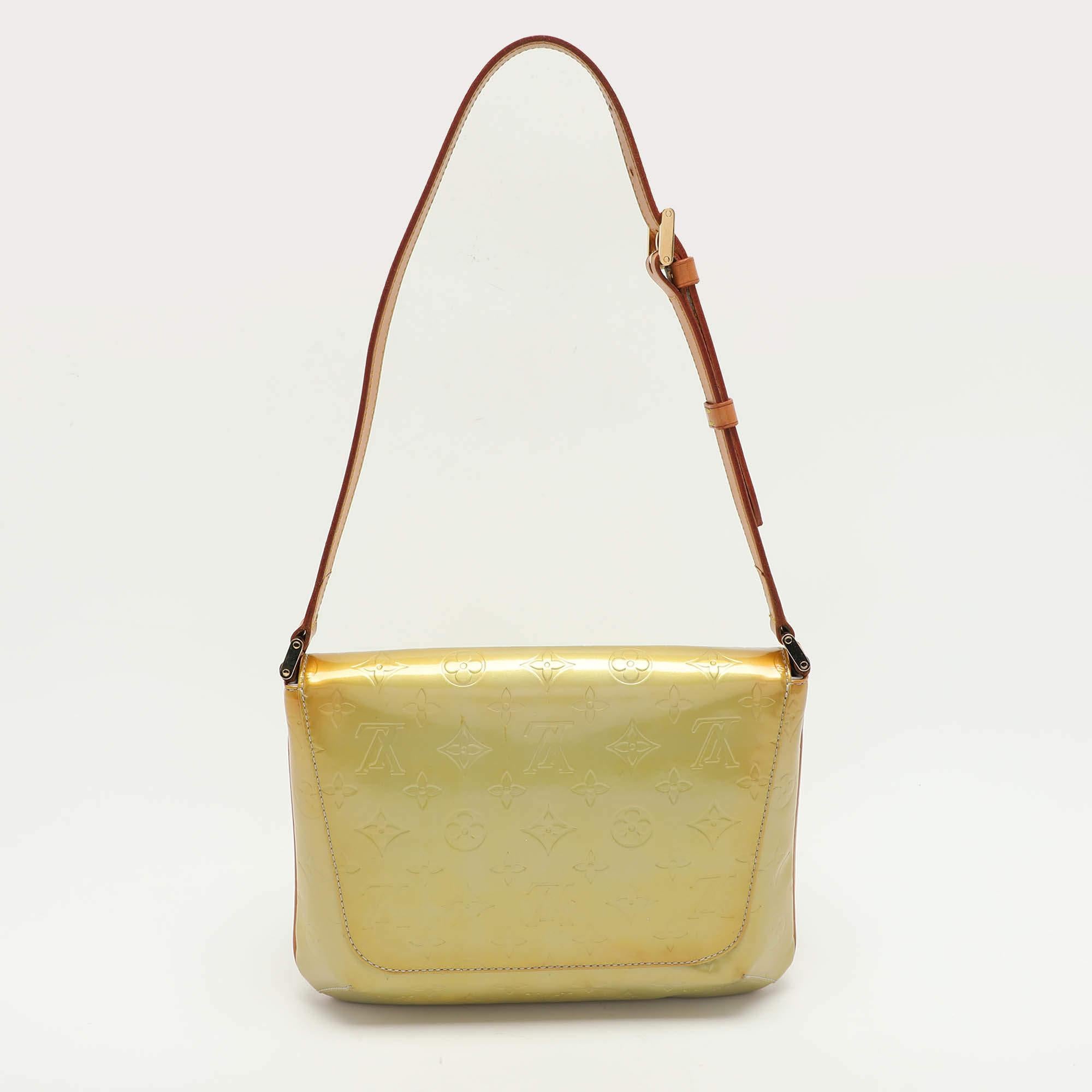 Louis Vuitton Lime Monogram Vernis Thompson Street Bag In Fair Condition In Dubai, Al Qouz 2