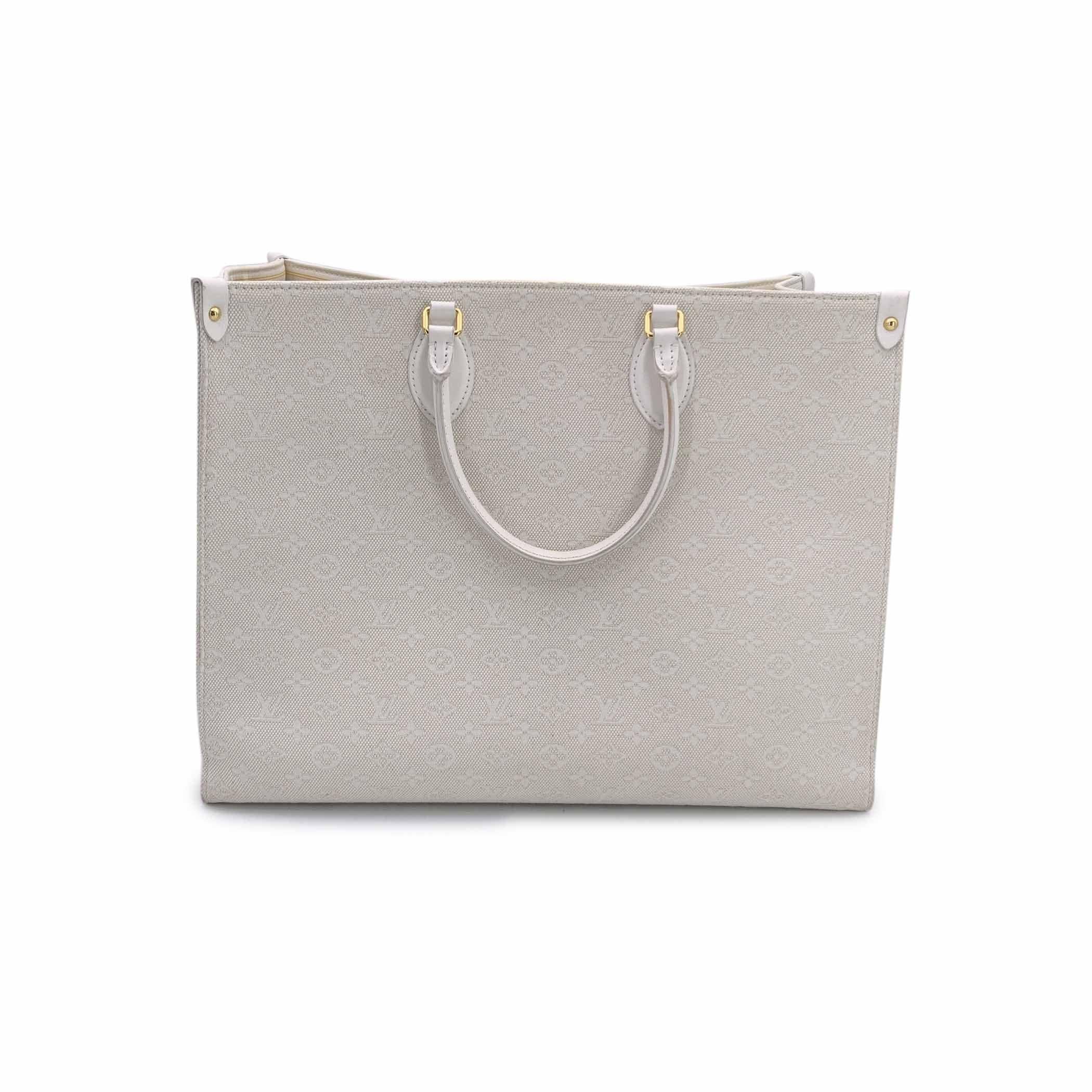 Louis Vuitton Limited Ed Monogram Capri OnTheGo GM Tote Bag In Excellent Condition For Sale In Rome, Rome