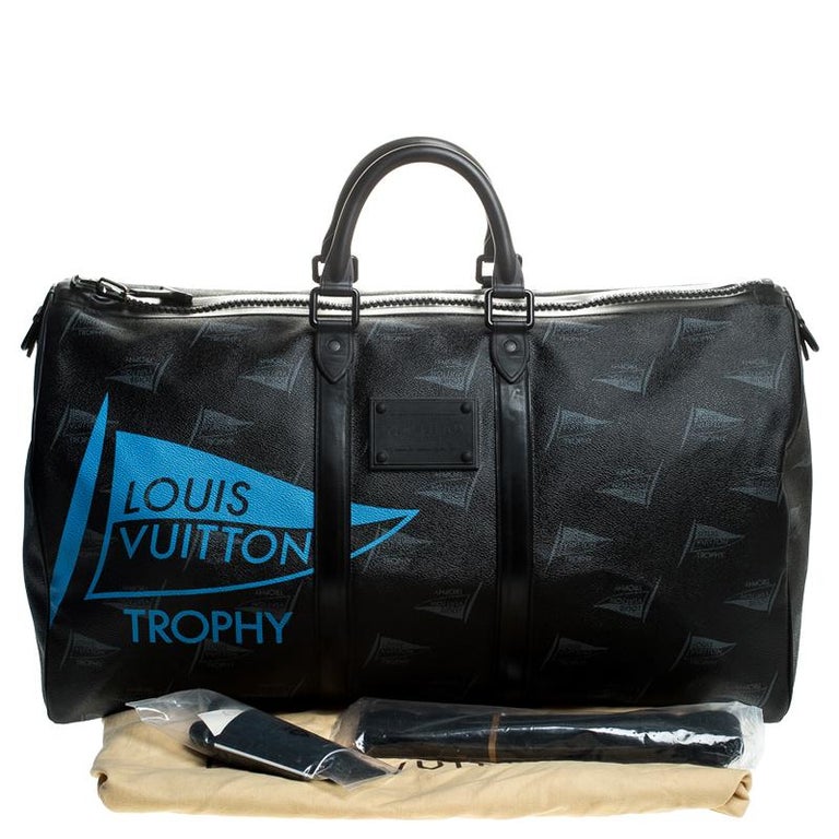 Louis Vuitton Limited Edition 127/200 Dubai Keepall Bandouliere 55 Bag For Sale at 1stdibs