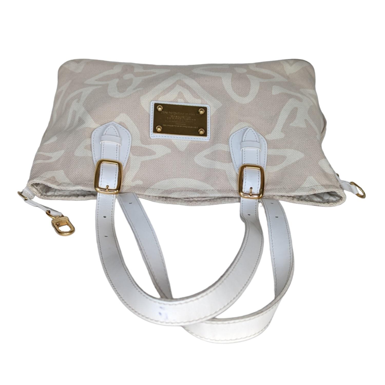 Louis Vuitton Limited Edition Beige Tahitienne Cabas Bag In Good Condition For Sale In Scottsdale, AZ