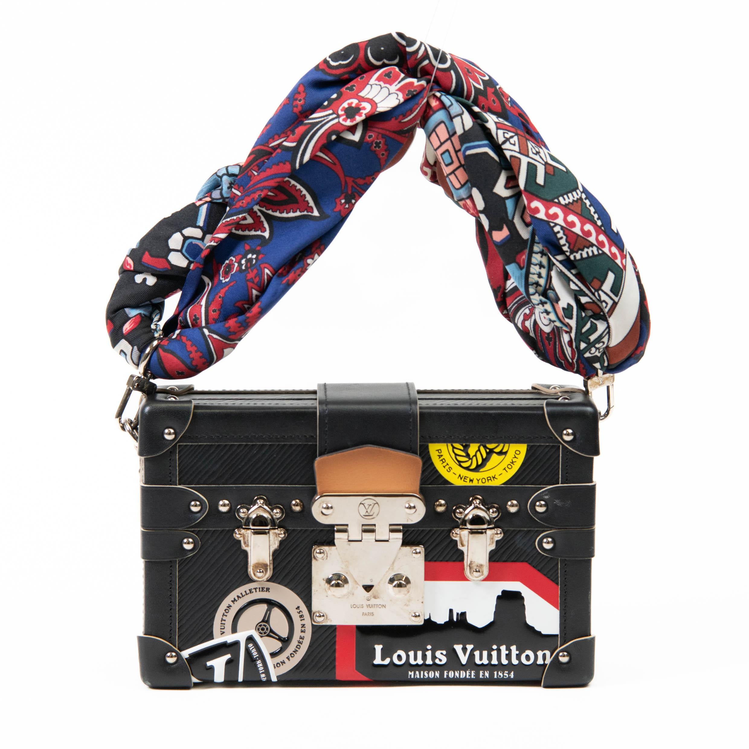 100% Authentic

Inspired by their rich history of trunk making, the Louis Vuitton Petite Malle beautifully mixes the skilled craftsmanship of trunk construction with the effortless style of a modern day fashionista's crossbody bag. This adorable