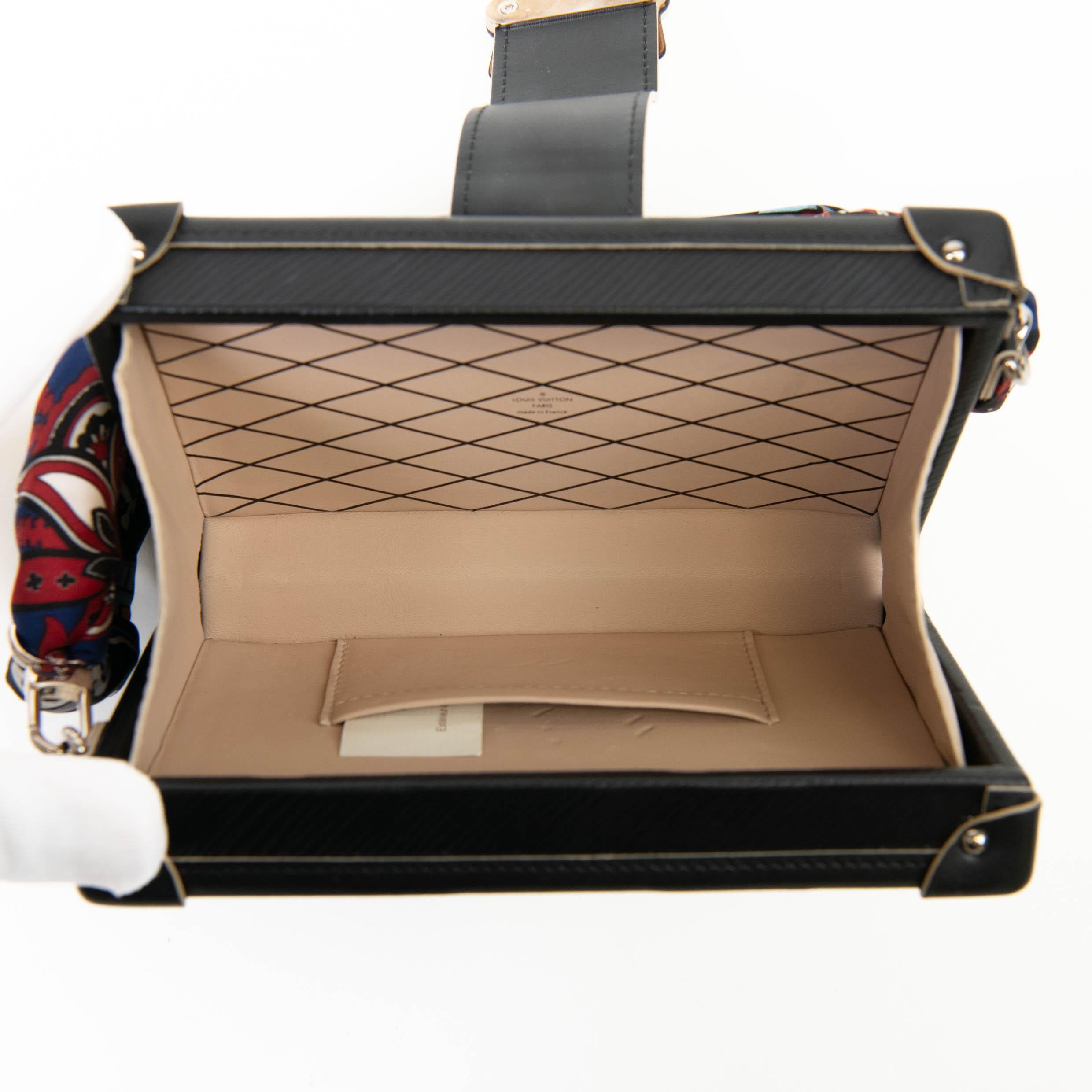 Louis Vuitton Limited Edition Black Epi Leather World Tour Petite Malle Bag 4