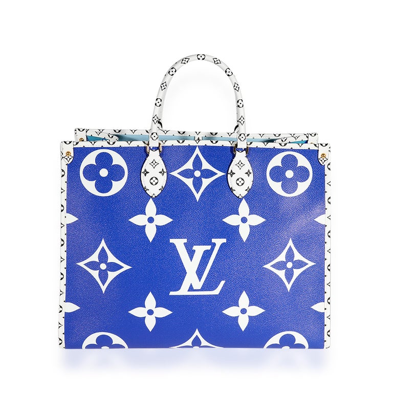 Louis Vuitton Blue Giant Monogram Coated Canvas And PVC Hawaii Beach Pouch  Gold Hardware, 2019 Available For Immediate Sale At Sotheby's