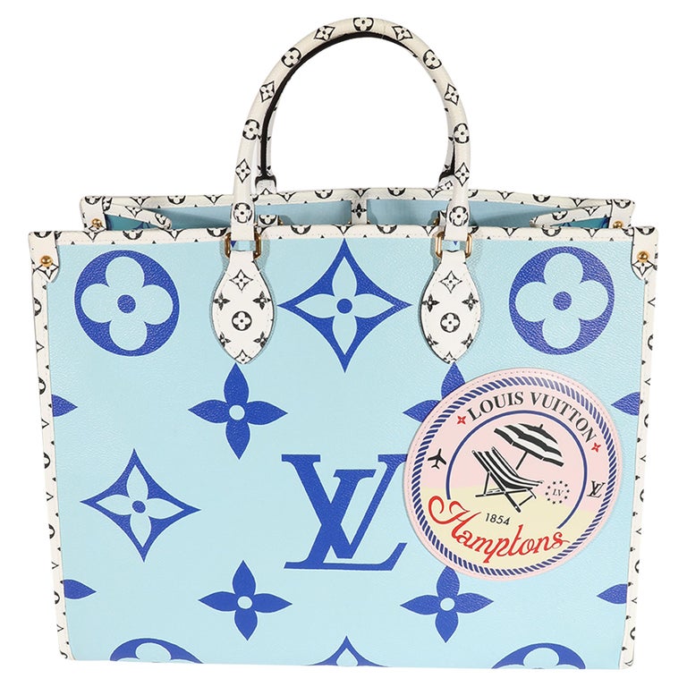 Louis Vuitton Limited Edition Blue Monogram Giant Hamptons Onthego For Sale