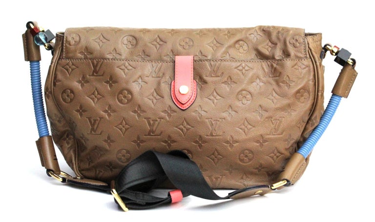 LOUIS VUITTON Limited Edition Brown Monogram Underground Messenger Bag For Sale at 1stdibs