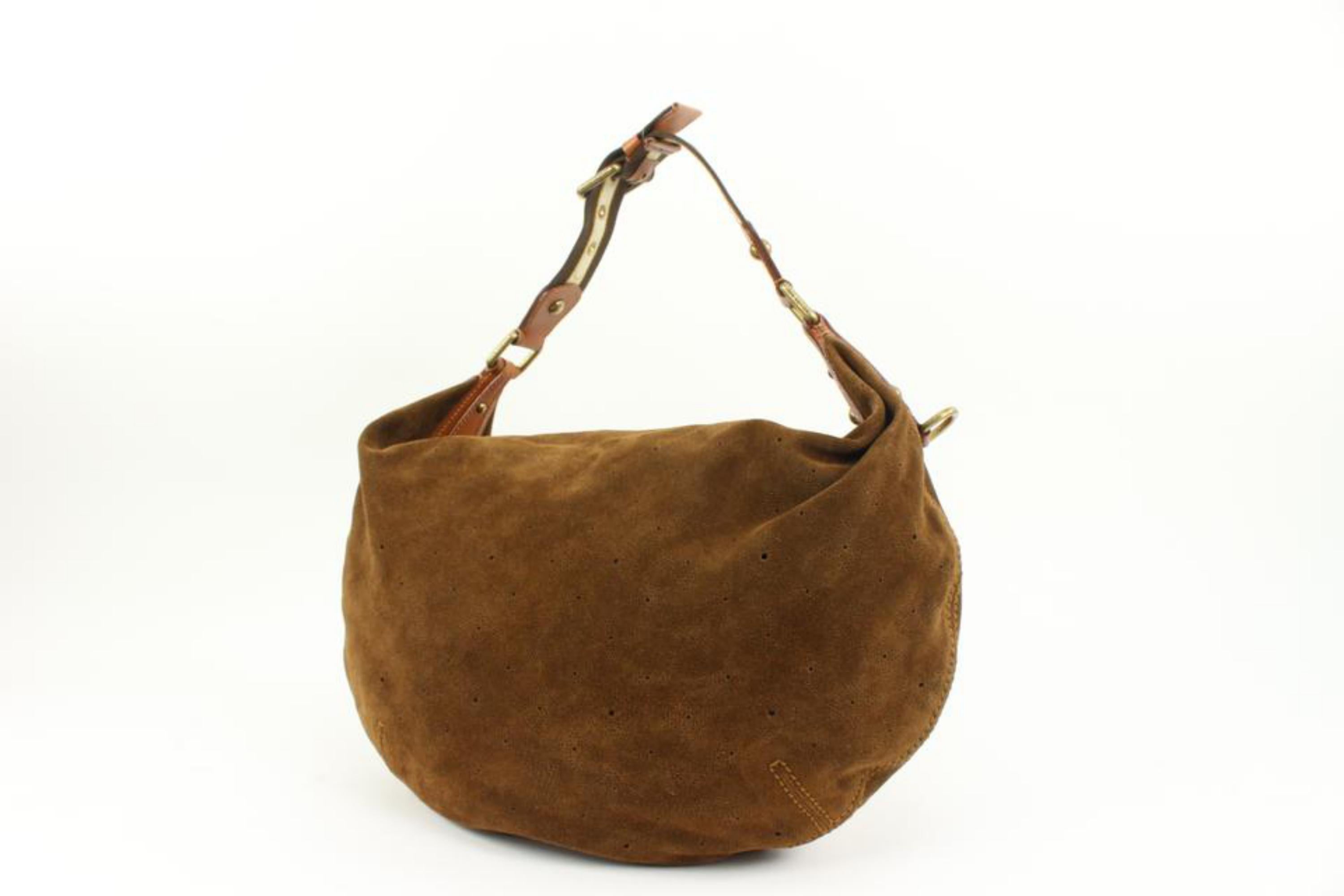 Louis Vuitton Limited Edition Brown Suede Monogram Mahina Onatah GM Hobo 56lv218s
Date Code/Serial Number: MB1025
Made In: France
Measurements: Length:  18