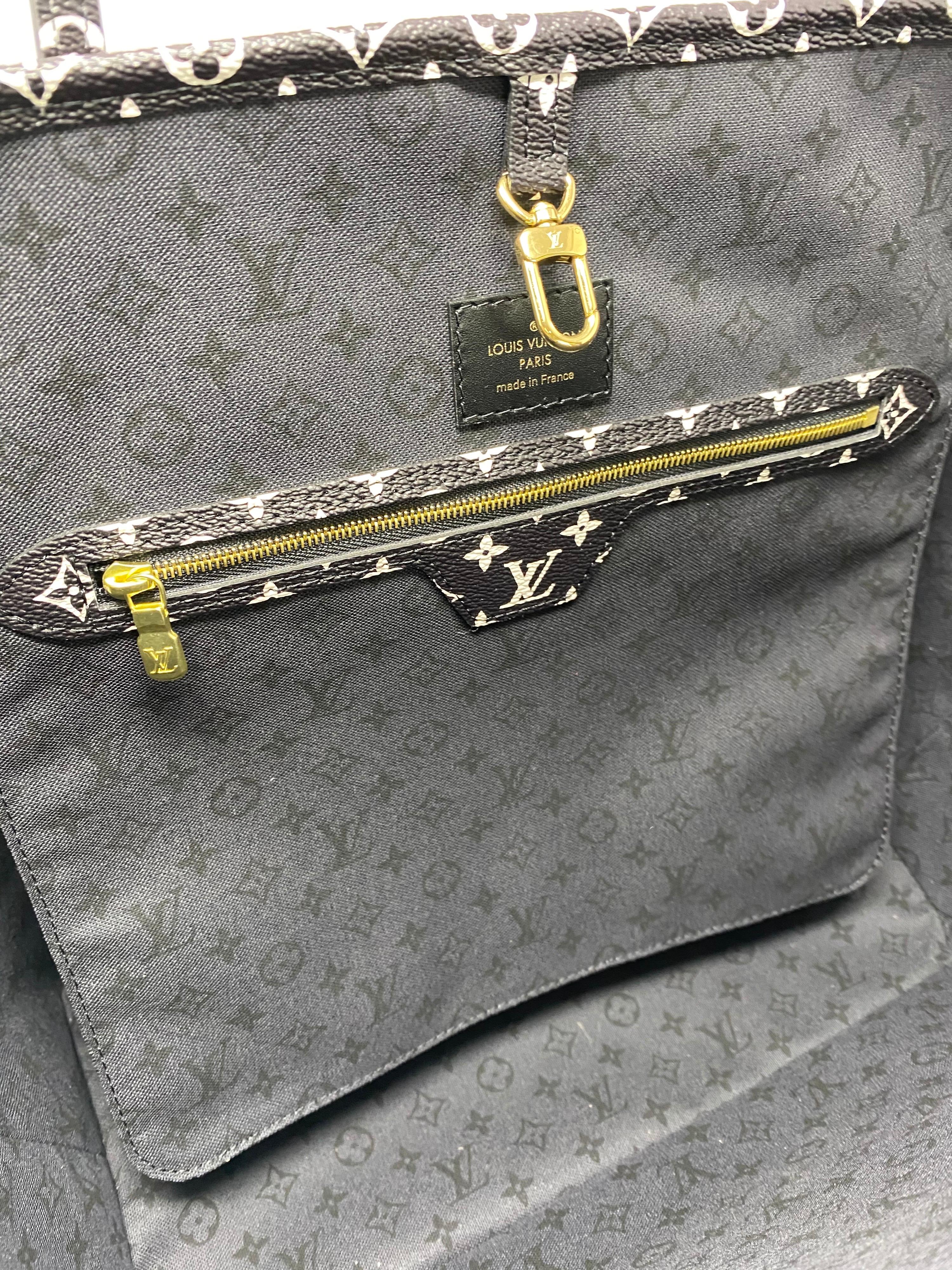 Louis Vuitton Limited Edition Crafty Neverfull MM 2