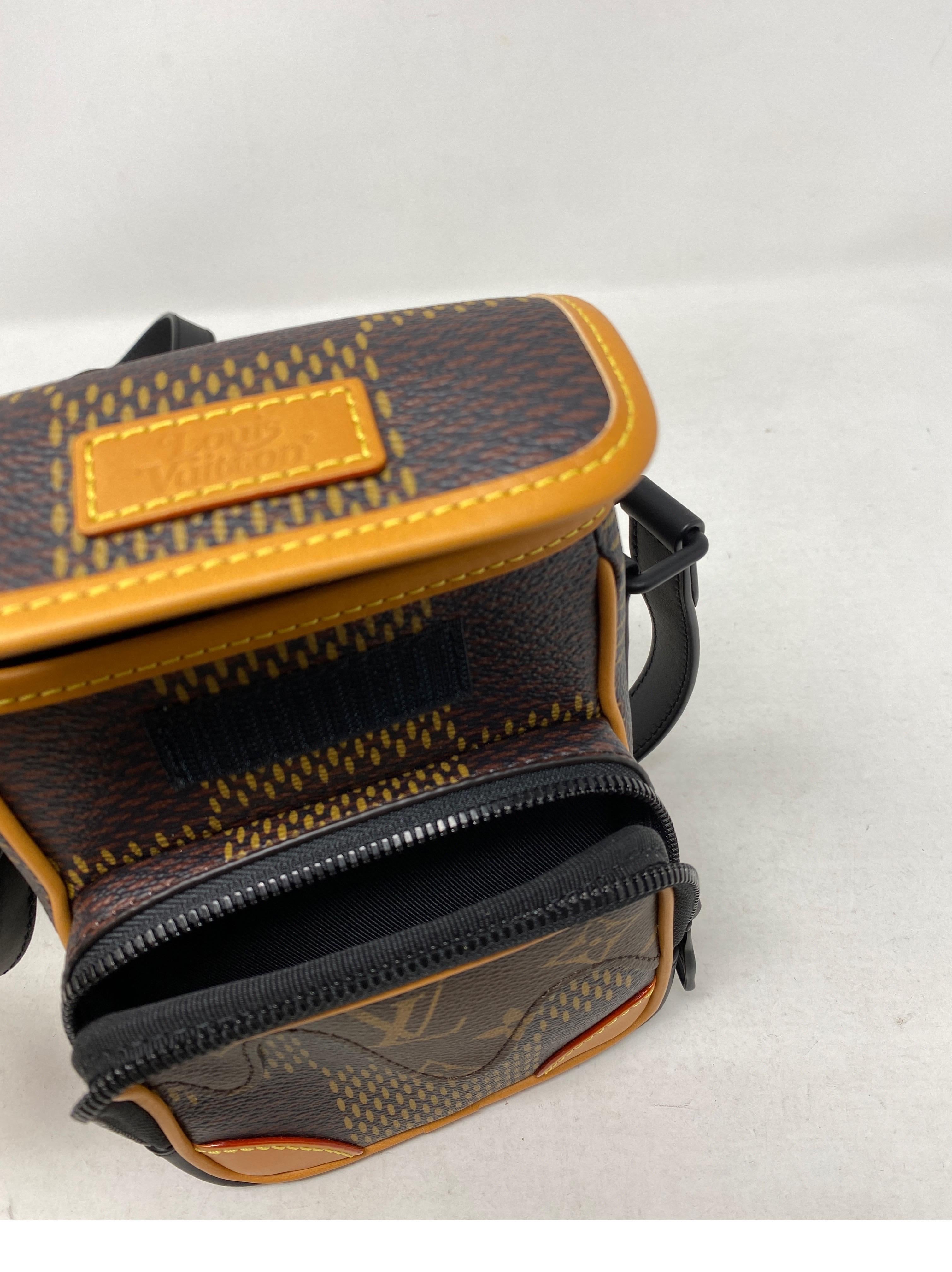 Louis Vuitton Limited Edition Crossbody Bag 8