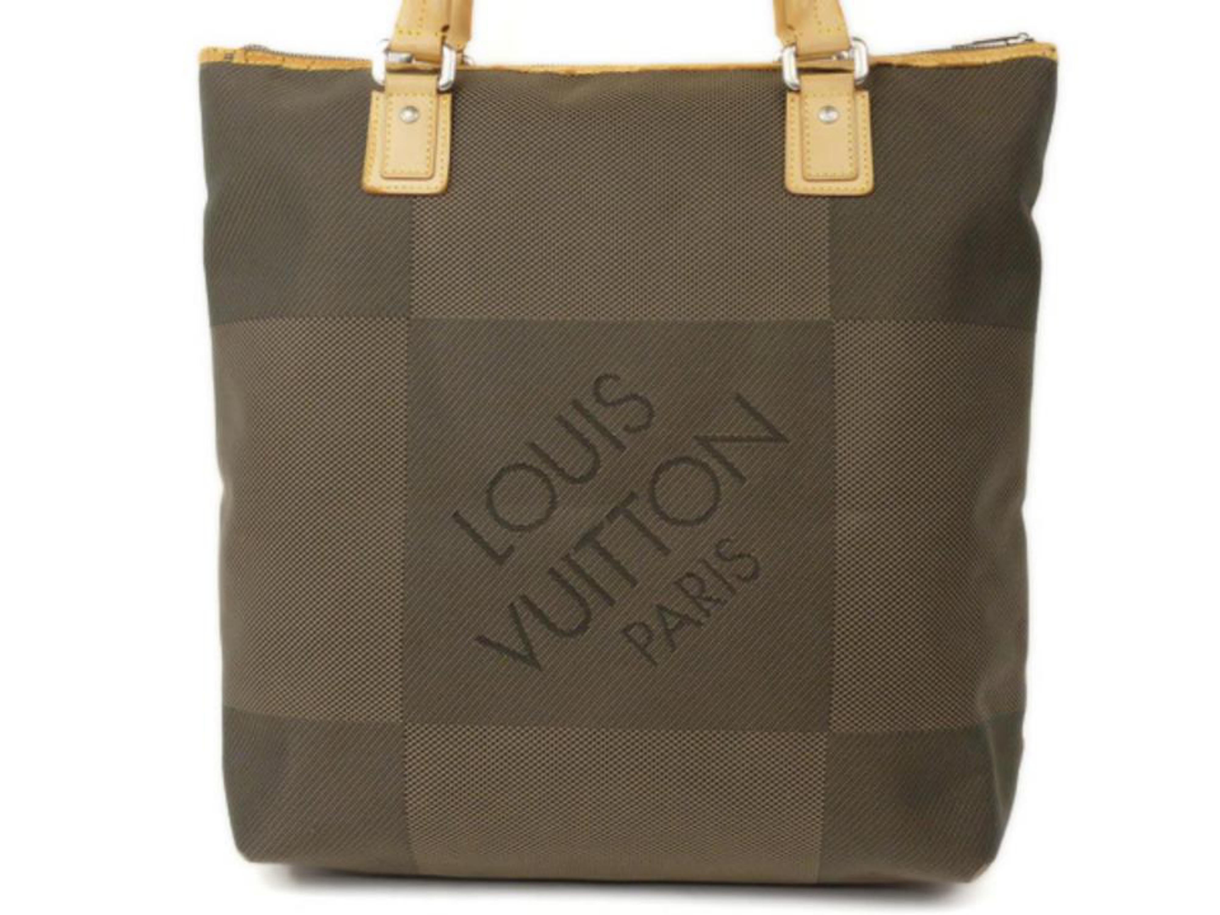 Louis Vuitton Limited Edition Damier Cougar 226782 Terra Geant Canvas Tote For Sale 2
