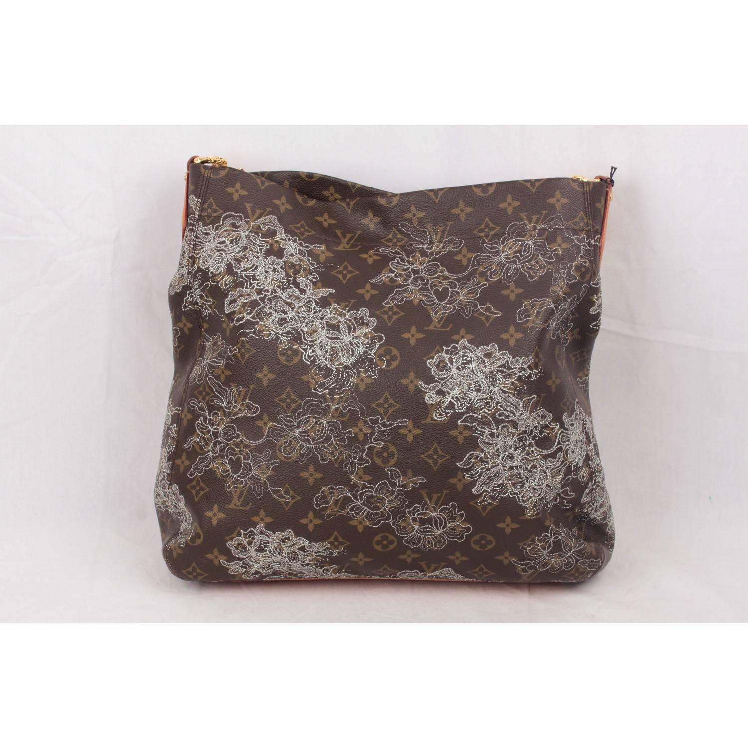 Black LOUIS VUITTON Limited Edition DENTELLE FERSEN Shoulder Bag