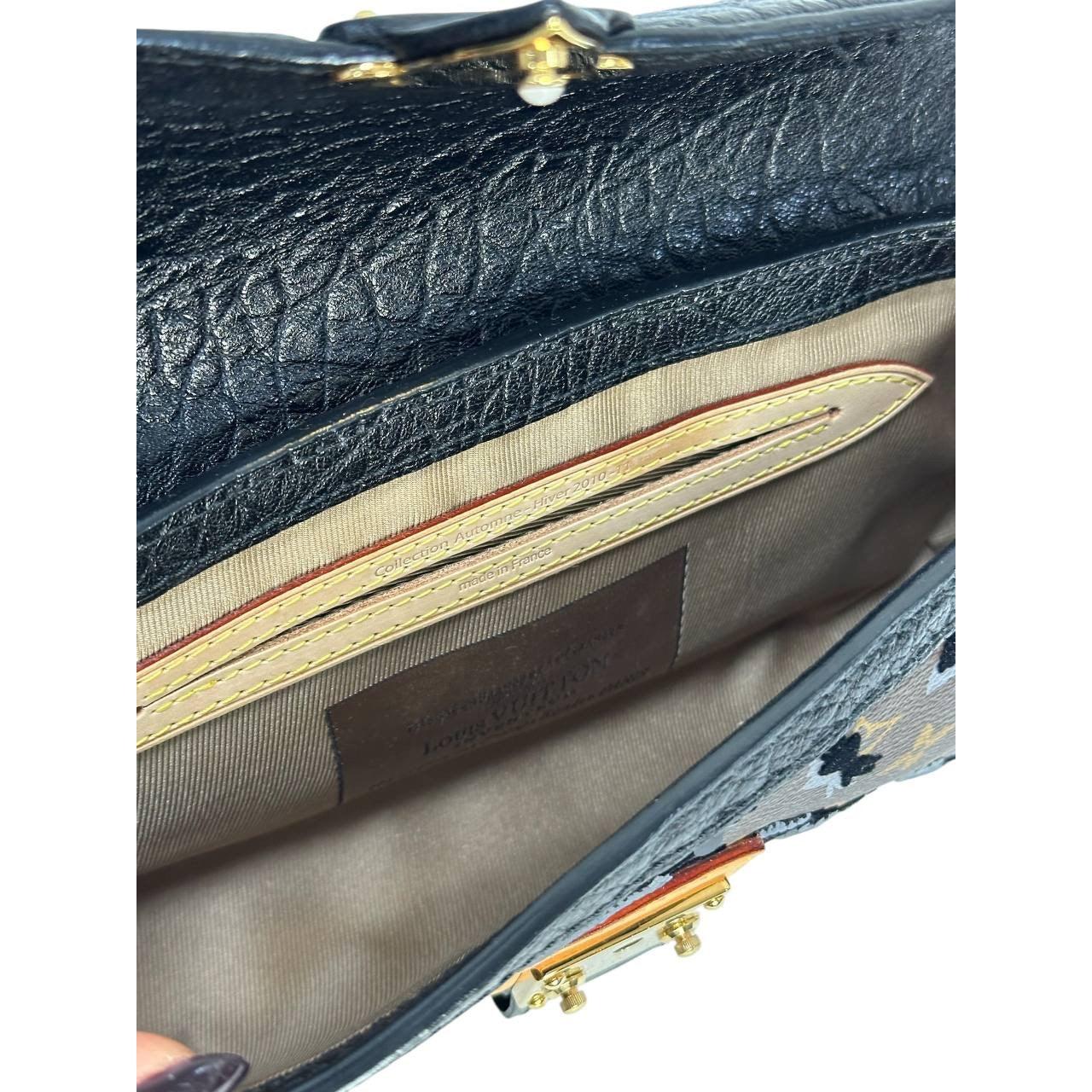 Louis Vuitton Limited Edition Fleur de Jais Clutch In Good Condition For Sale In Krakow, PL