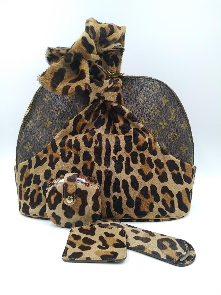 Black Louis Vuitton Limited Edition Leopard Print Centenaire Alma bag by Alaïa, 1996  For Sale
