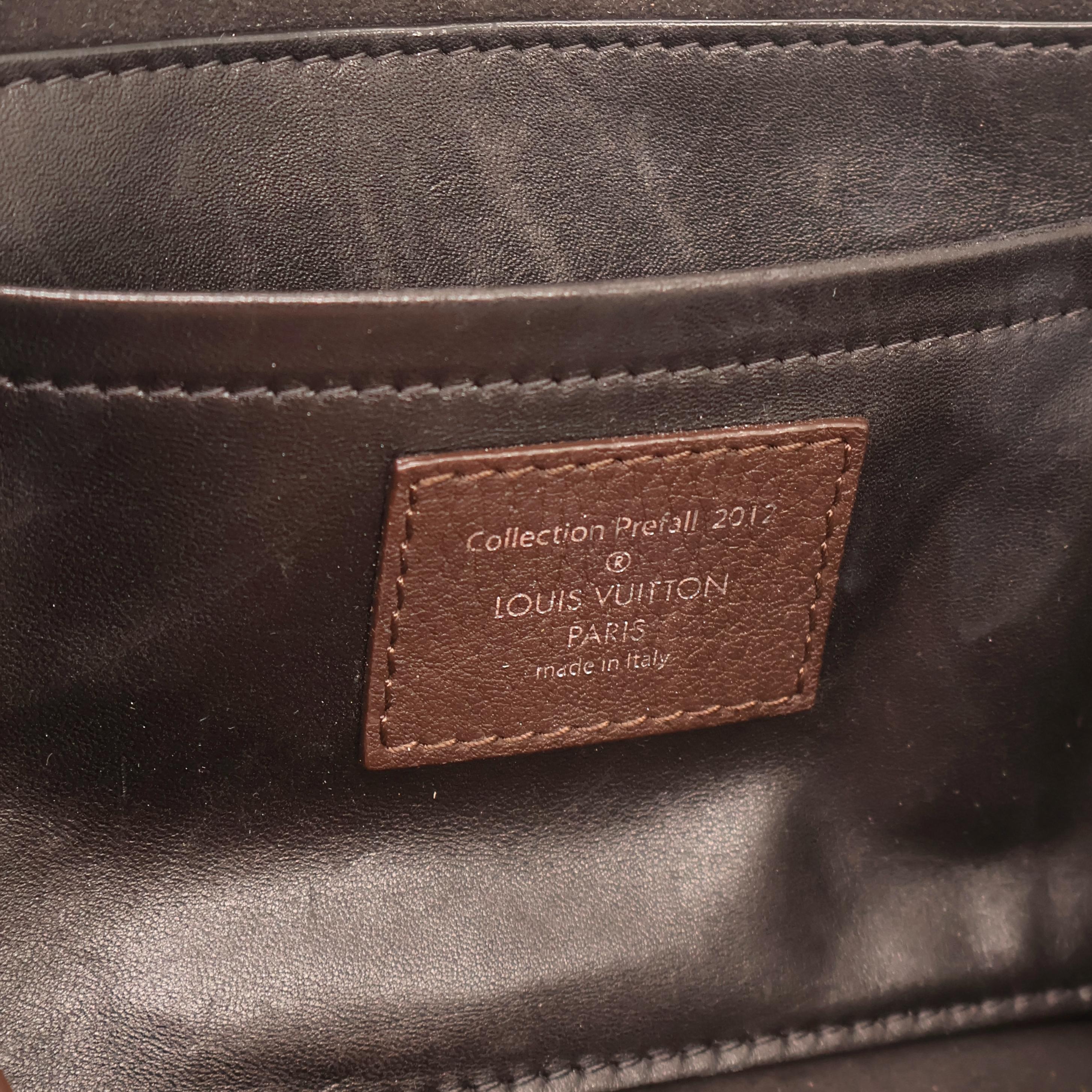 Louis Vuitton Edizione limitata in pelle Monogram Marron Rivelazione Neo Papillon PM in vendita 6