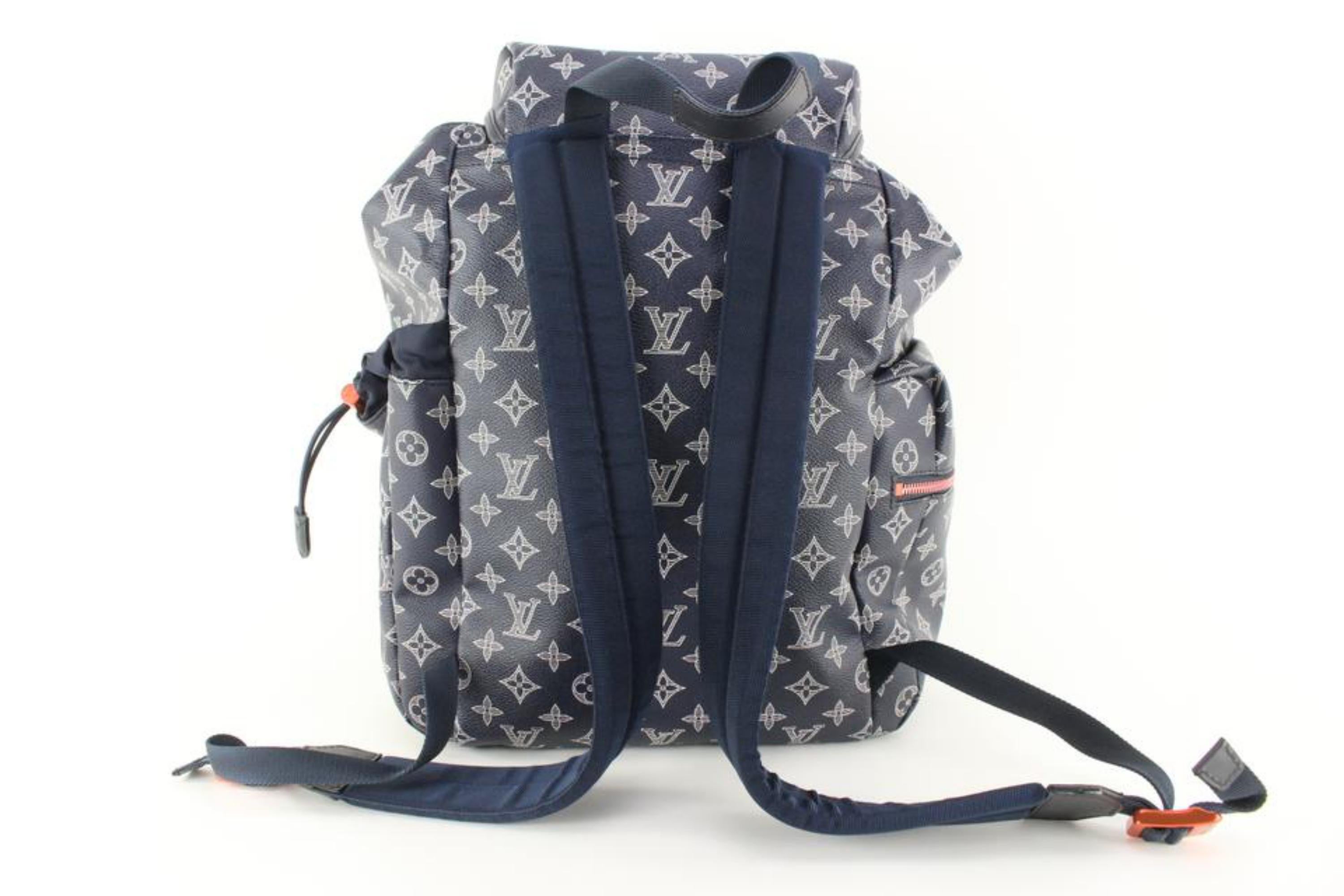 Gray Louis Vuitton Limited Edition Monogram Blue Ink Discovery Backpack   99lu719s For Sale