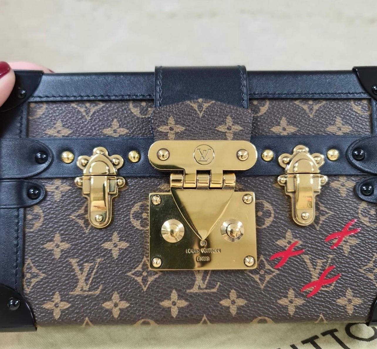 LOUIS VUITTON Limited Edition Monogram Canvas Petite Malle Bag In Excellent Condition In Krakow, PL