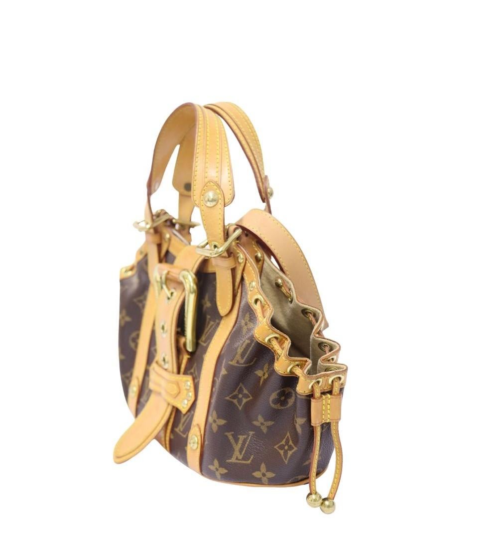 Louis Vuitton Limited Edition Monogram Canvas Theda PM For Sale 3